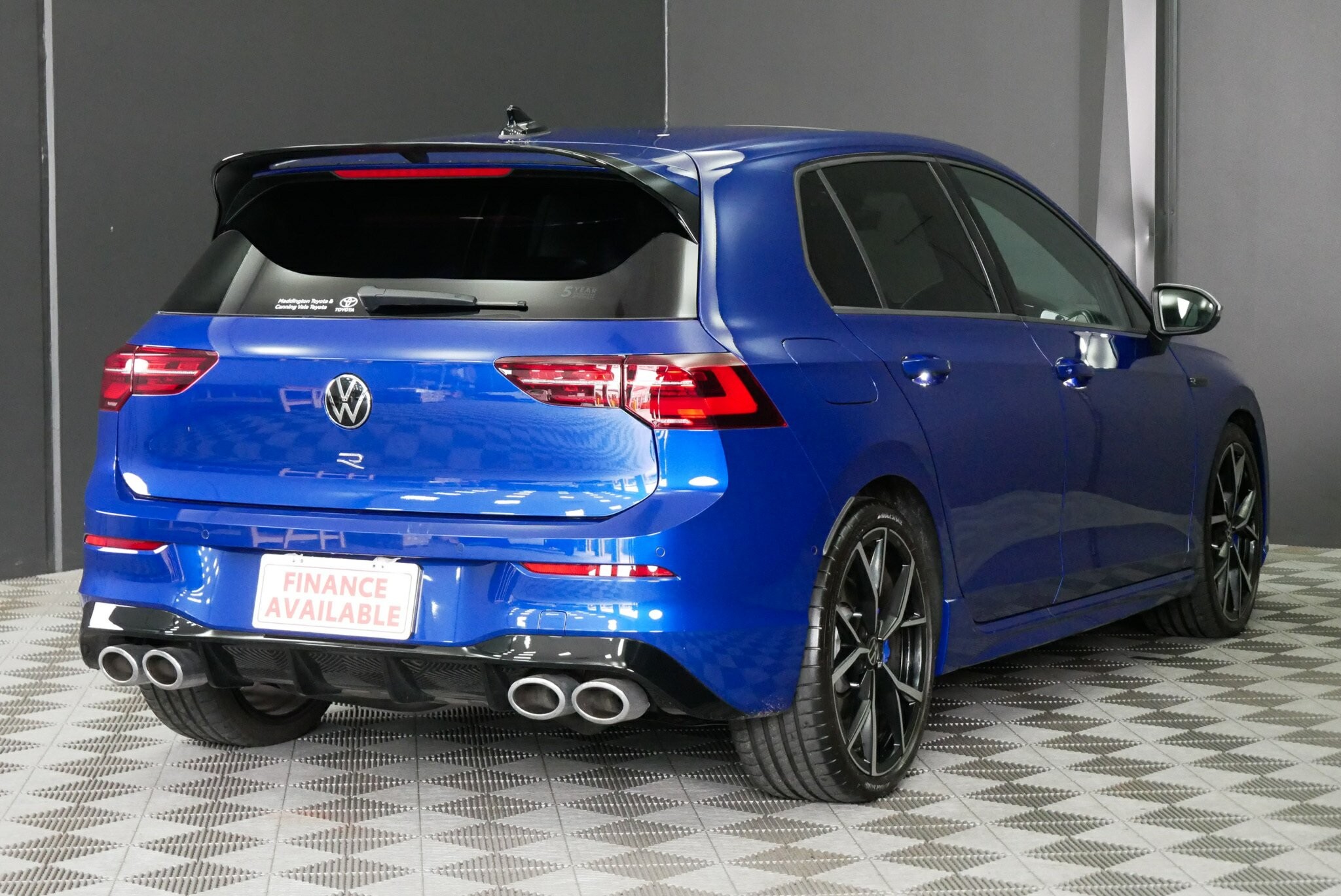 Volkswagen Golf image 4
