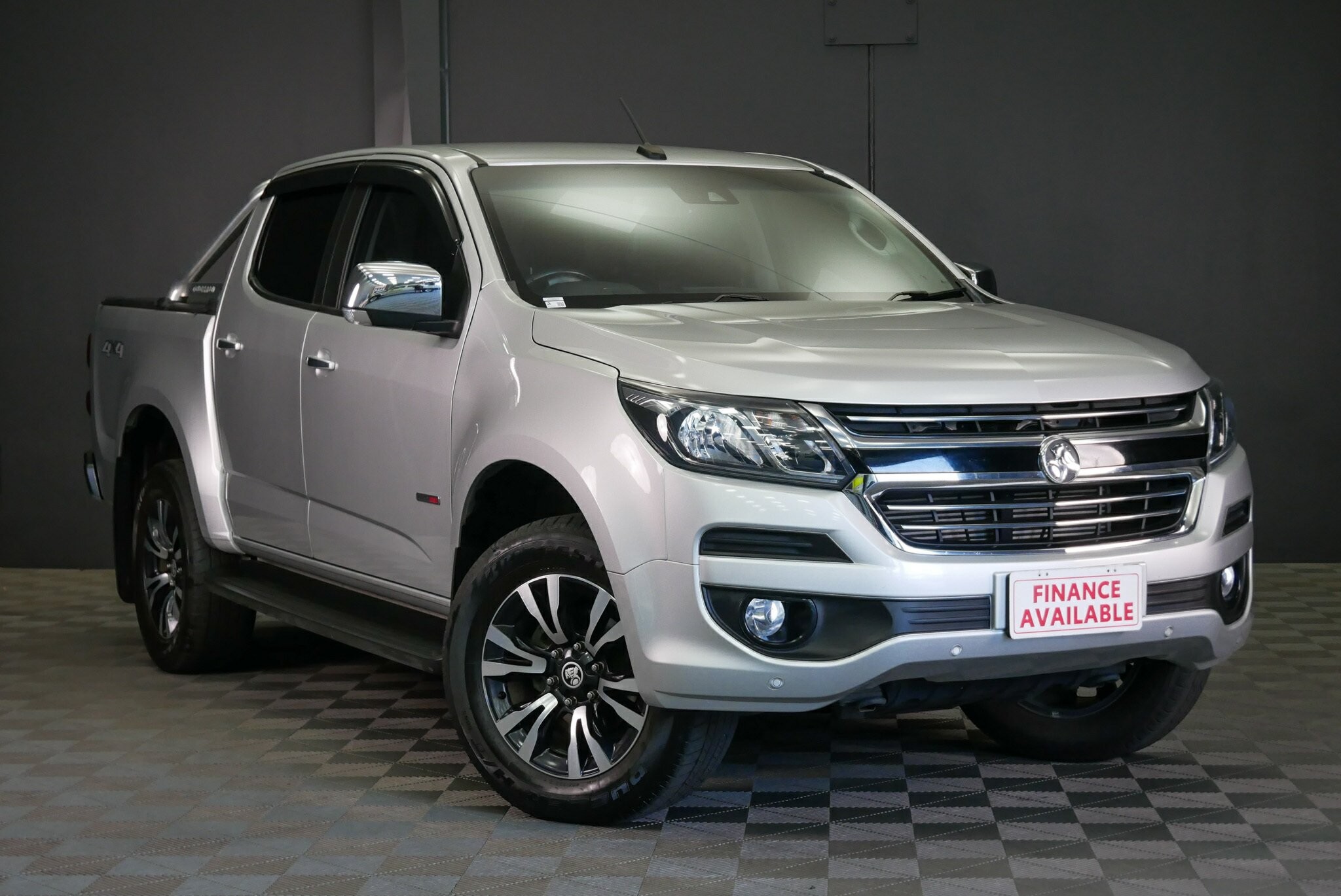Holden Colorado image 1