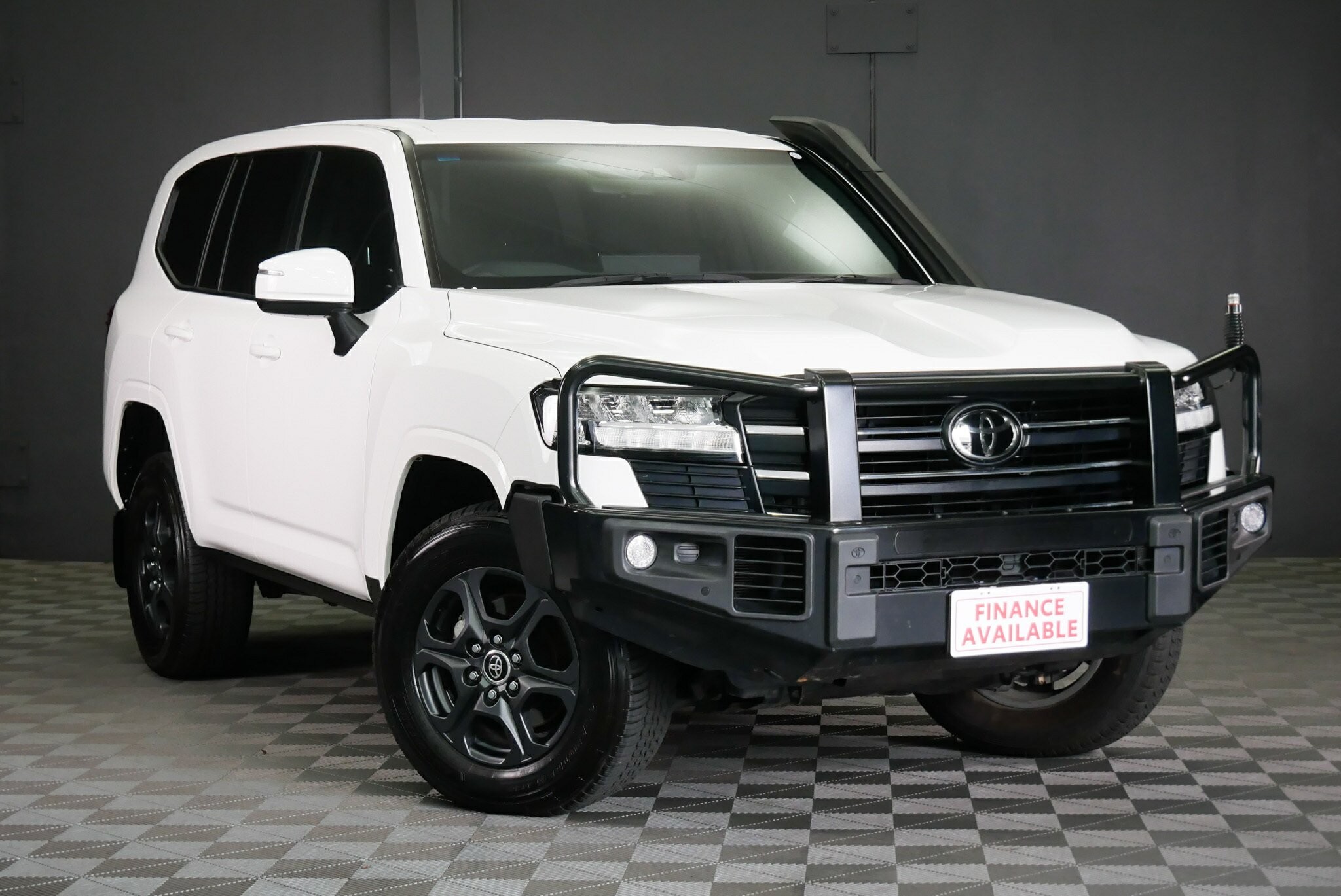 Toyota Landcruiser image 1