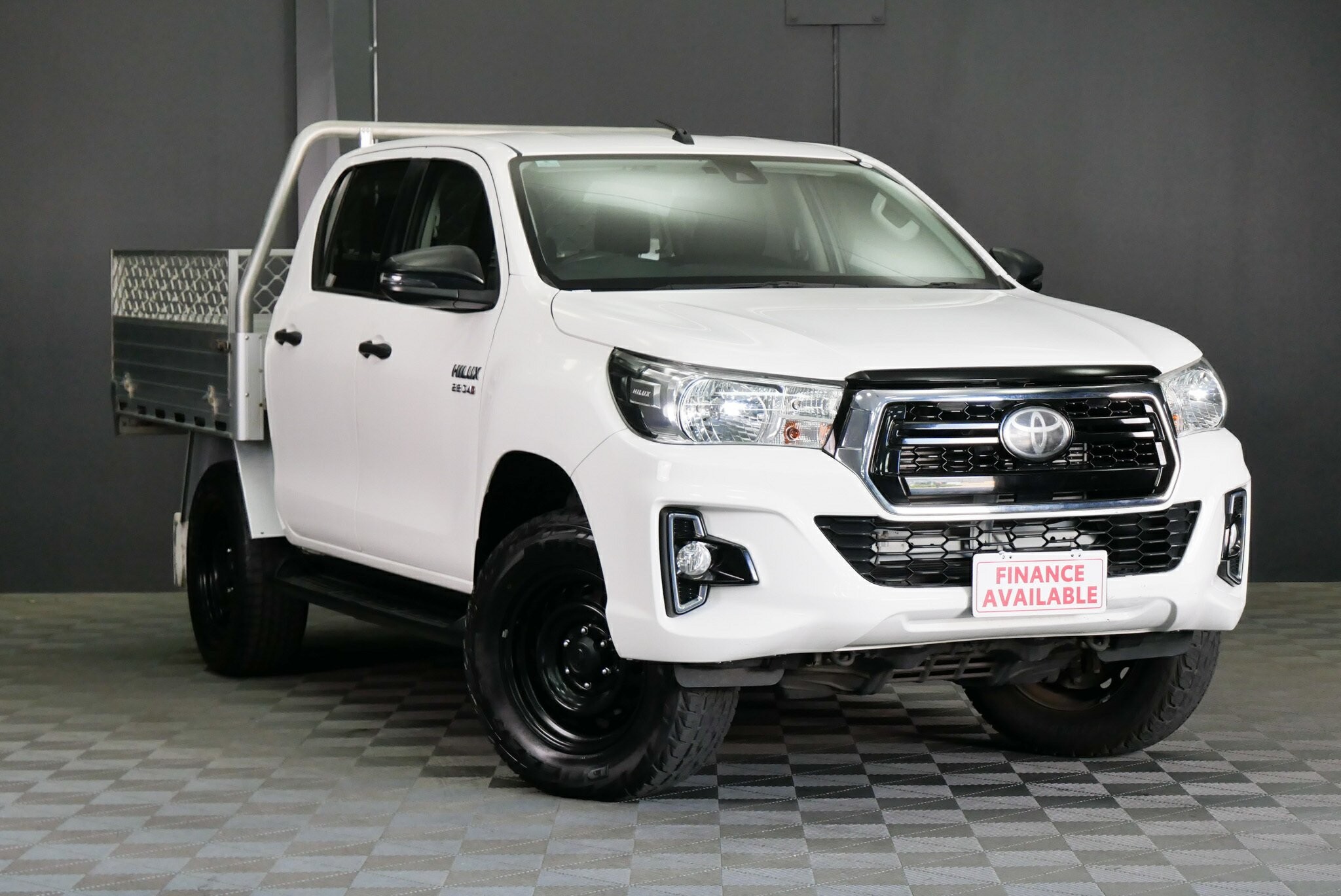 Toyota Hilux image 1