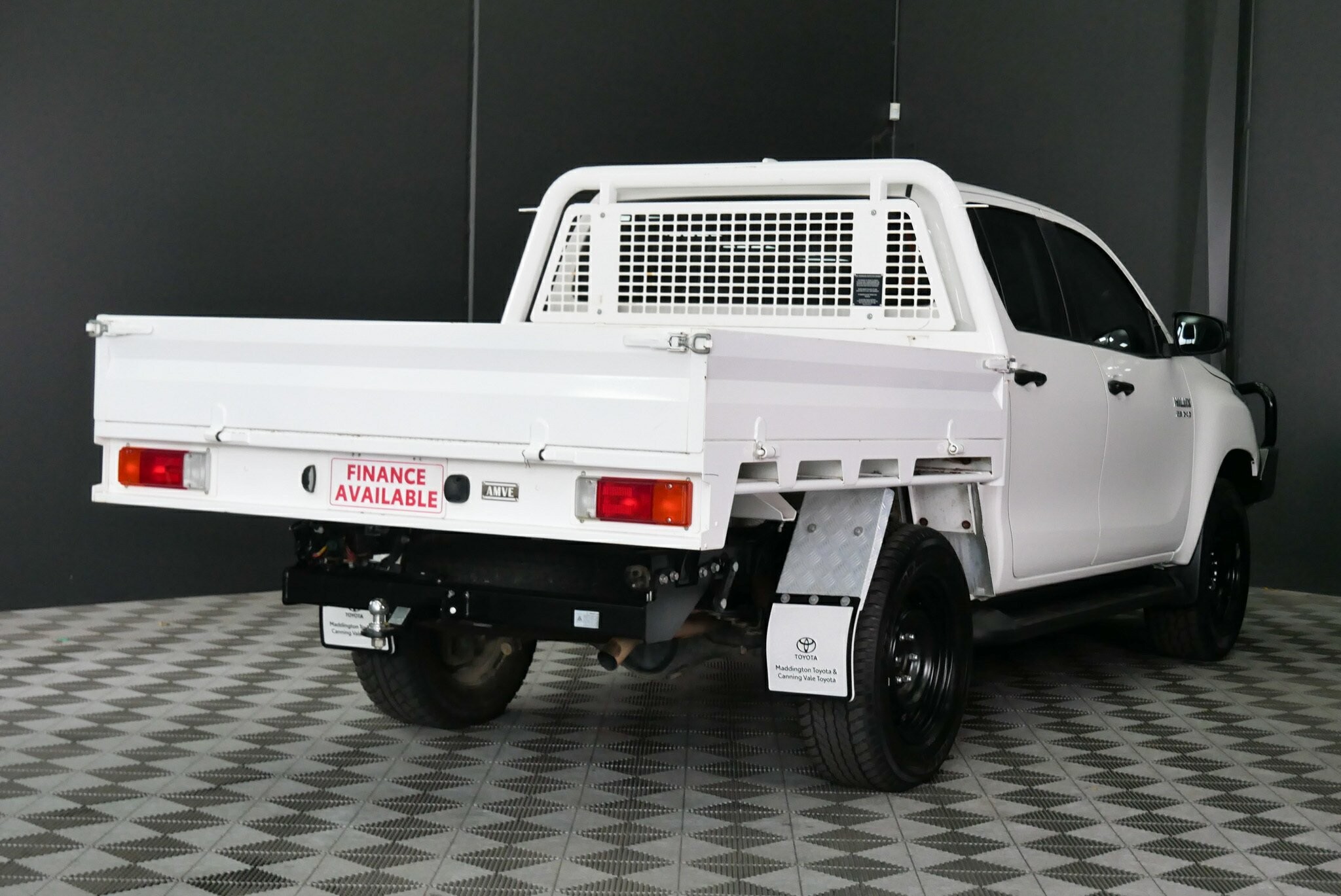 Toyota Hilux image 4