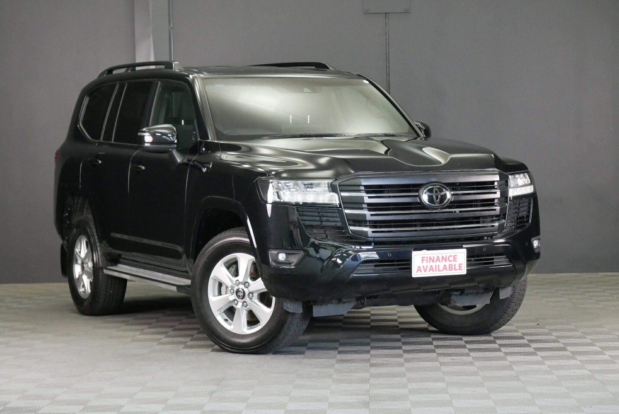 Toyota Landcruiser image 1