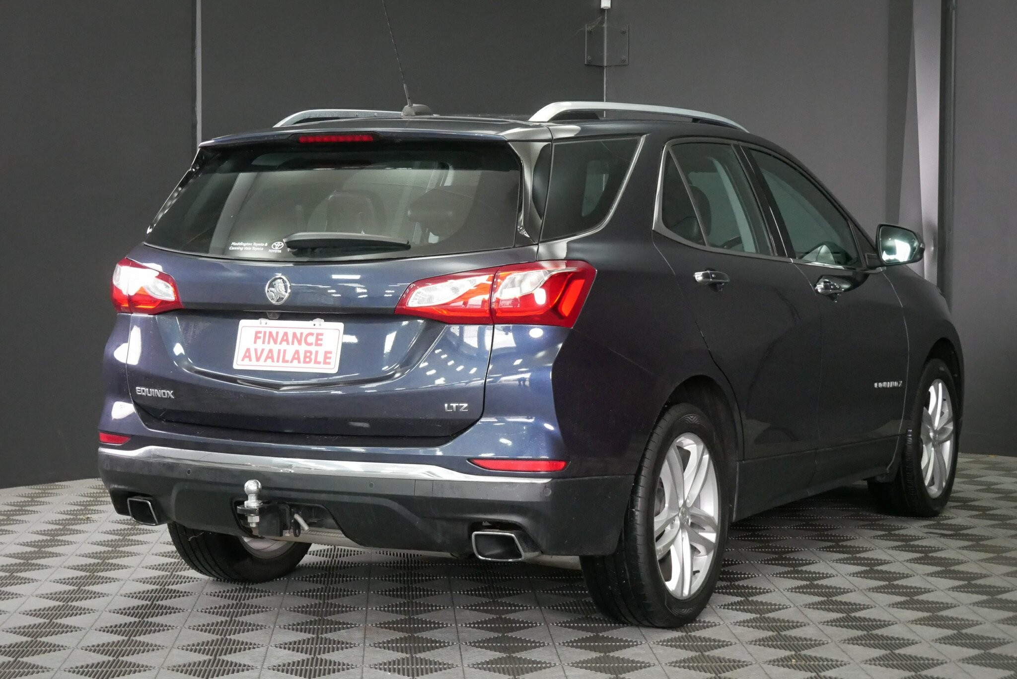 Holden Equinox image 4