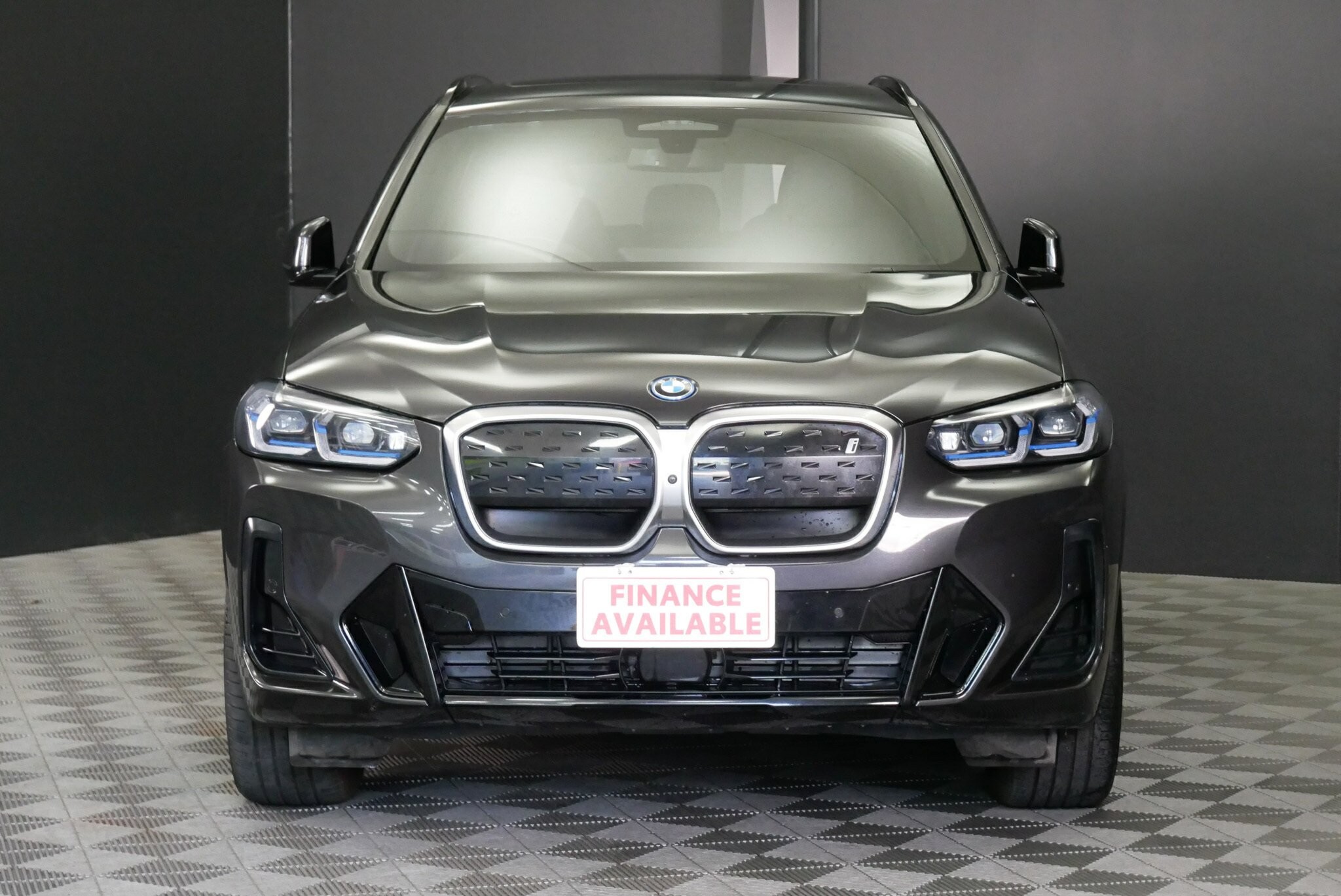 BMW Ix3 image 2