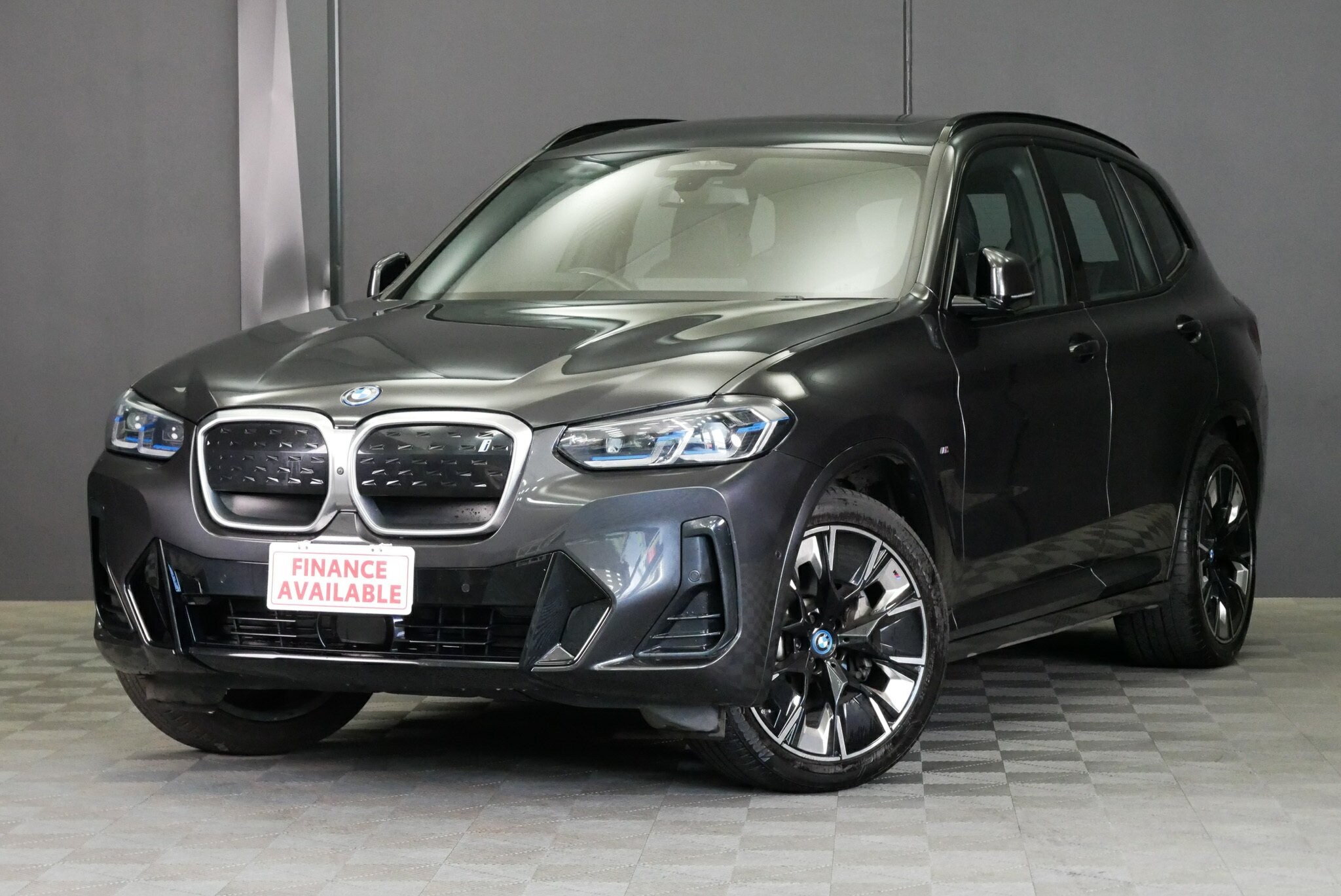 BMW Ix3 image 3
