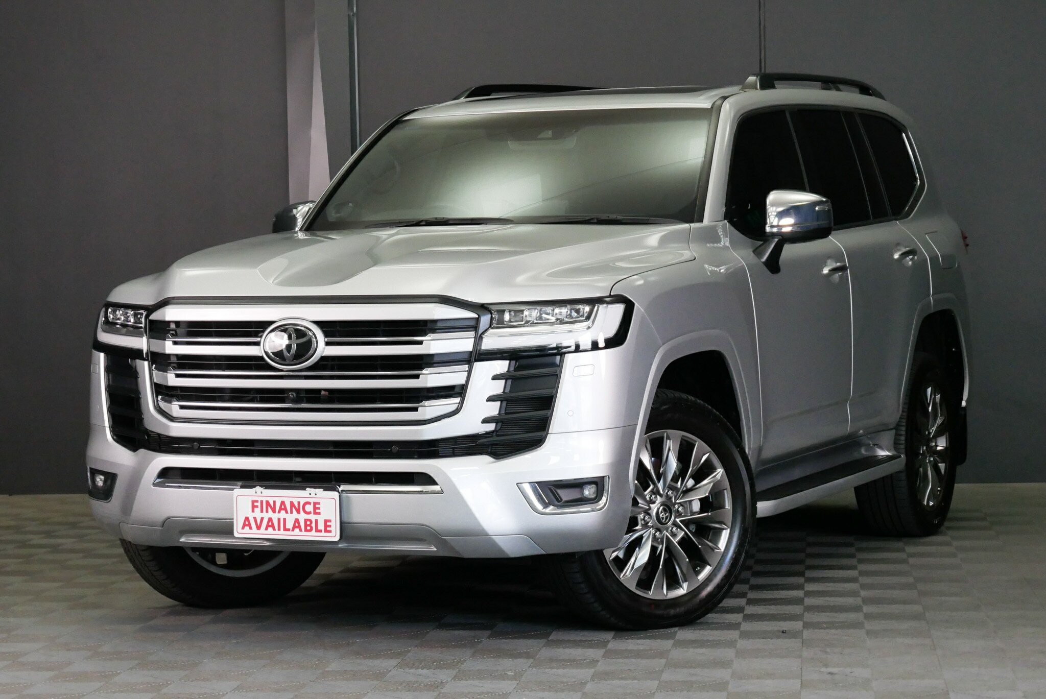 Toyota Landcruiser image 3