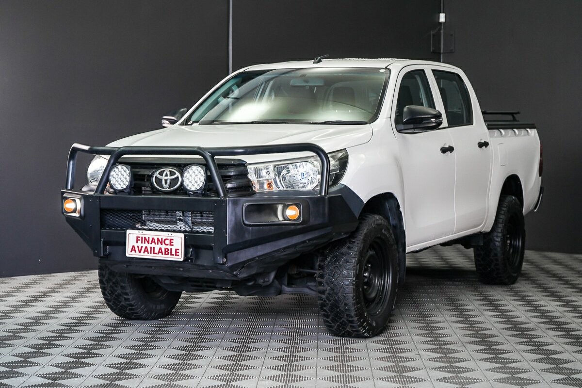 Toyota Hilux image 3