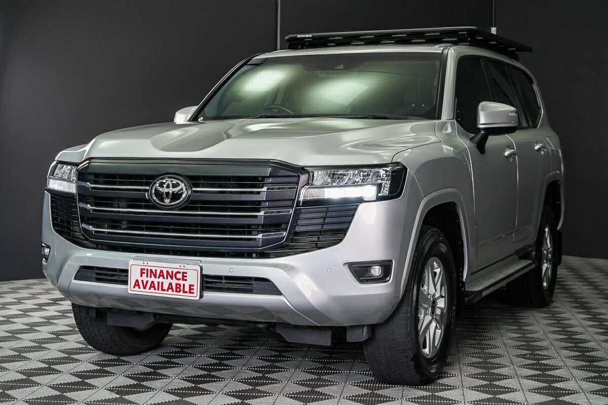 Toyota Landcruiser image 4