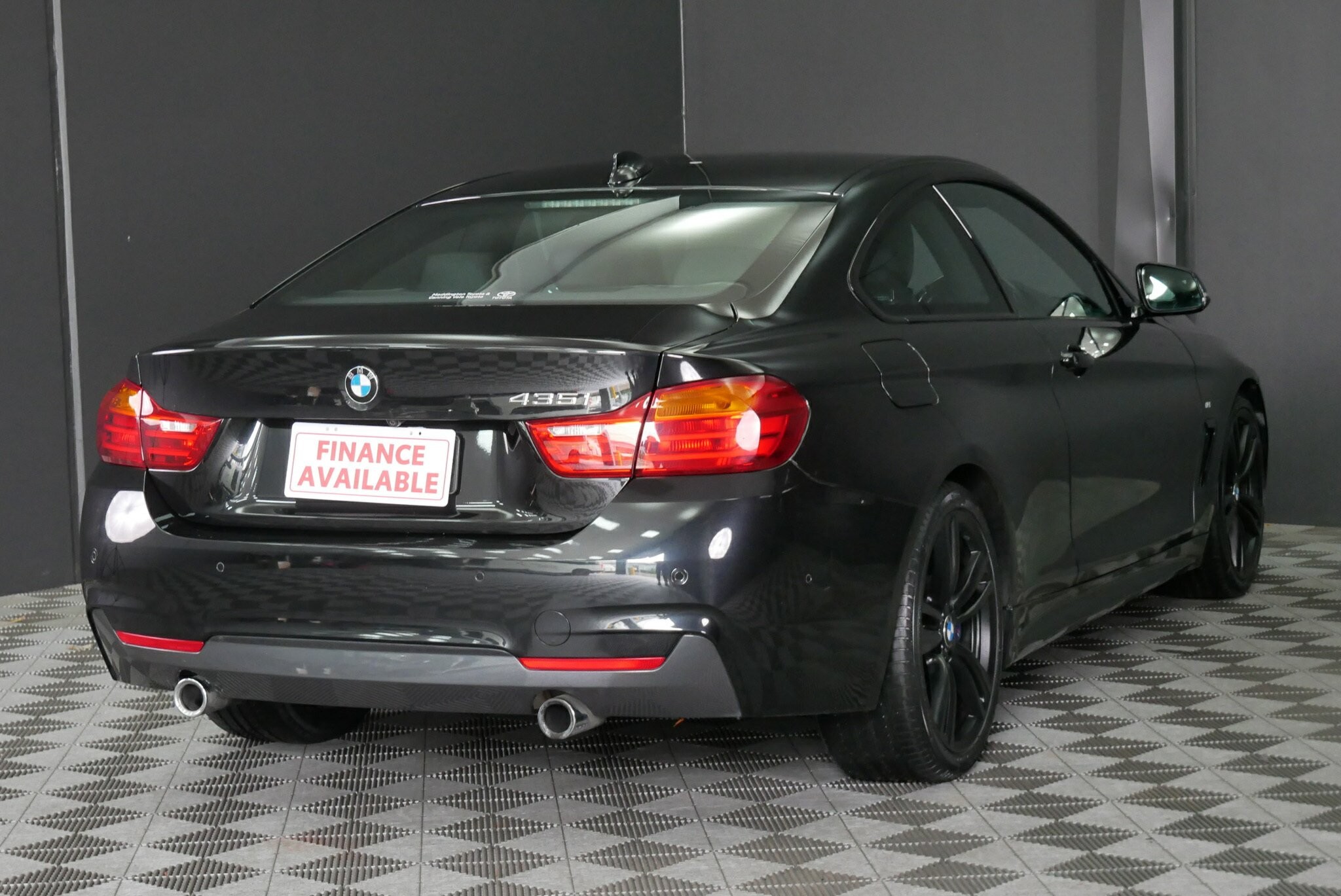 BMW 4 Series image 4