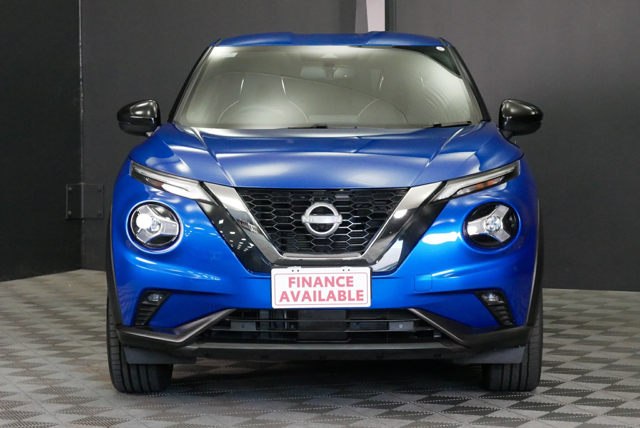 Nissan Juke image 2