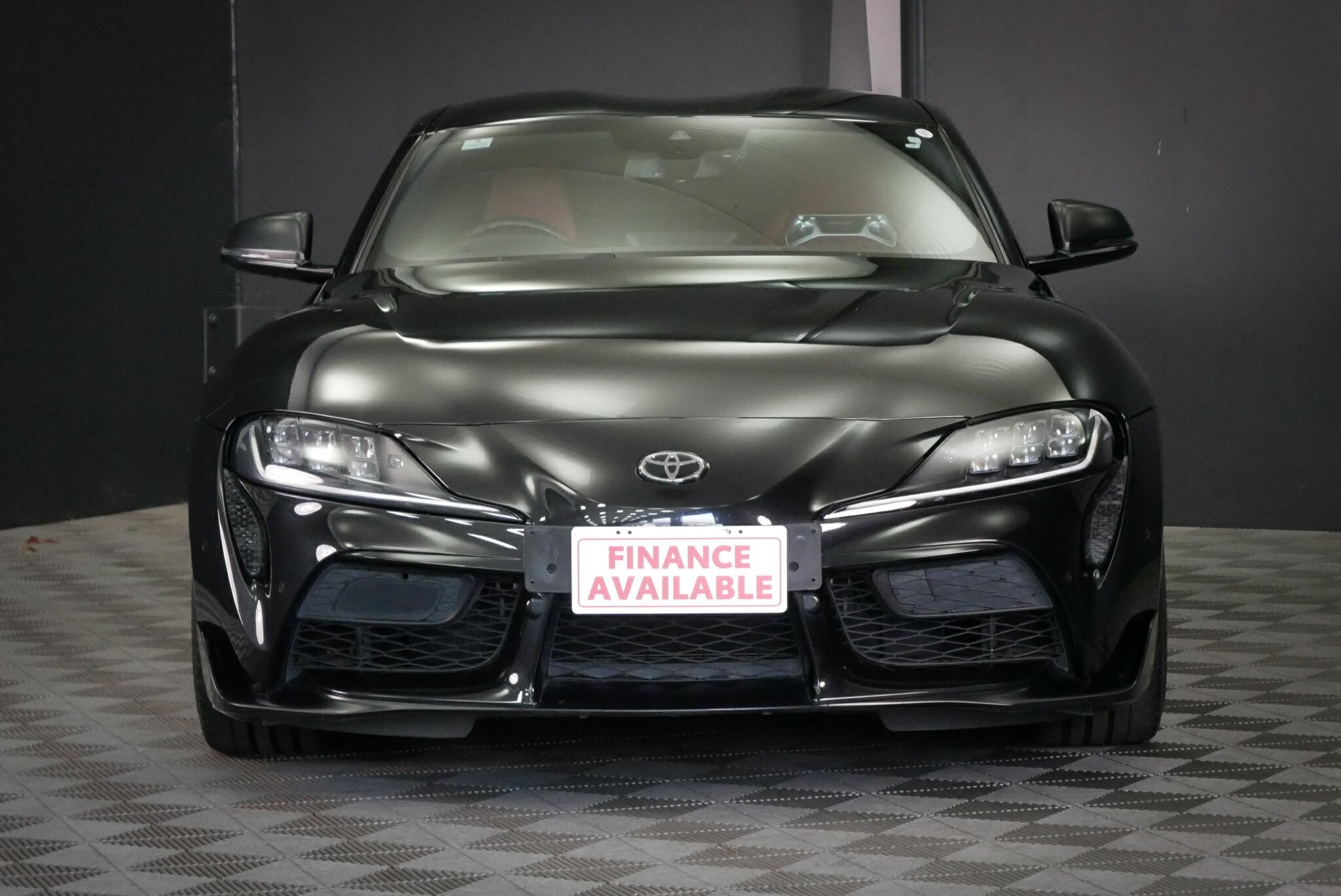Toyota Supra image 2