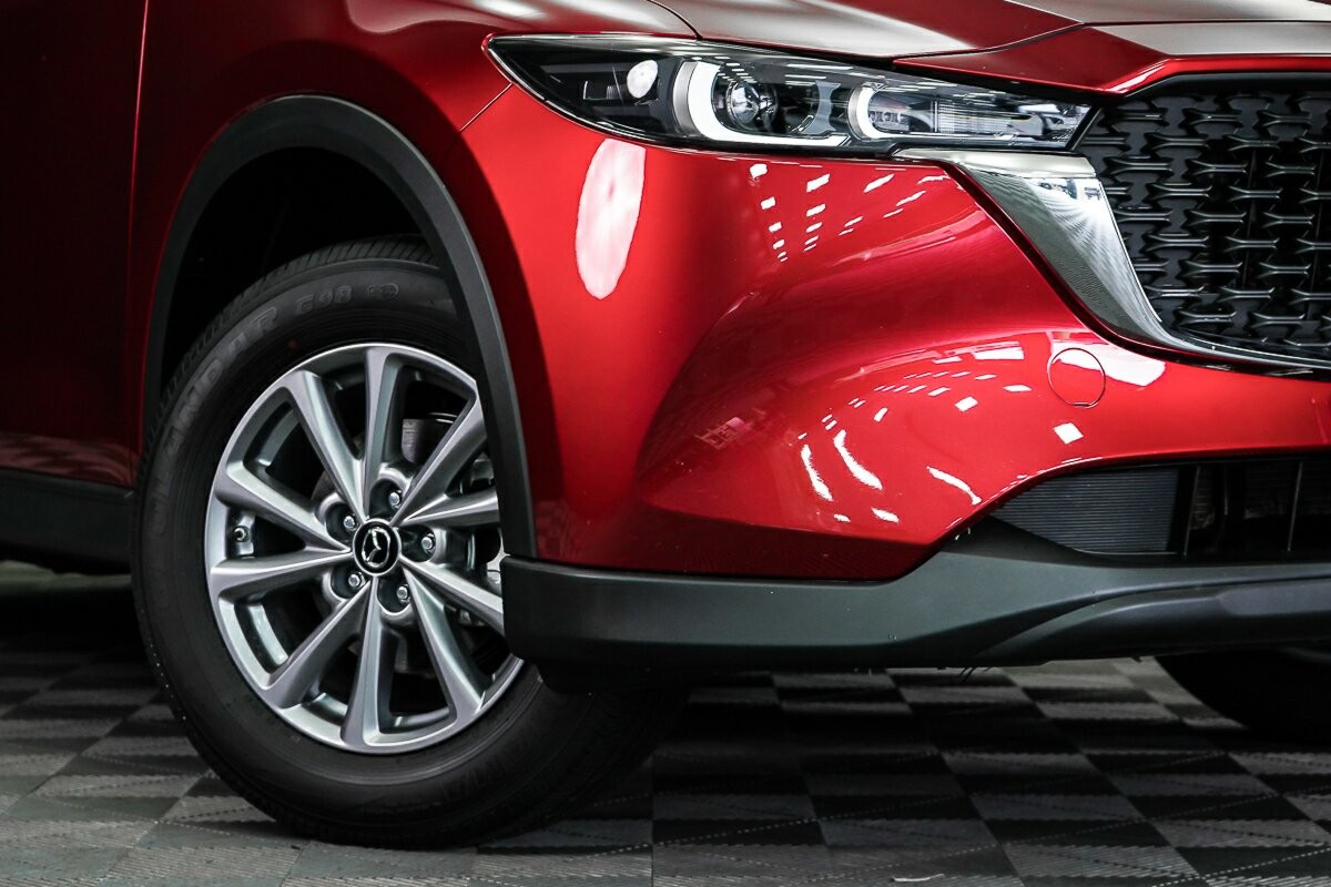 Mazda Cx-5 image 2
