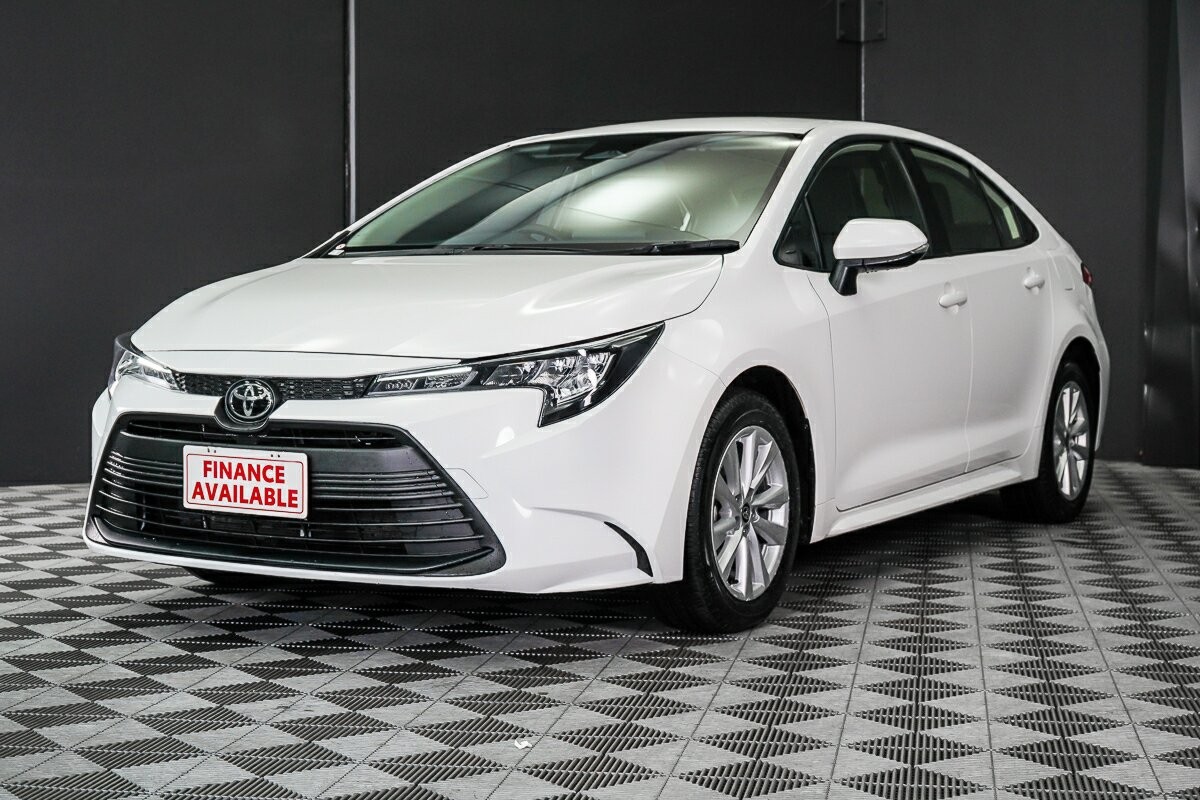 Toyota Corolla image 4