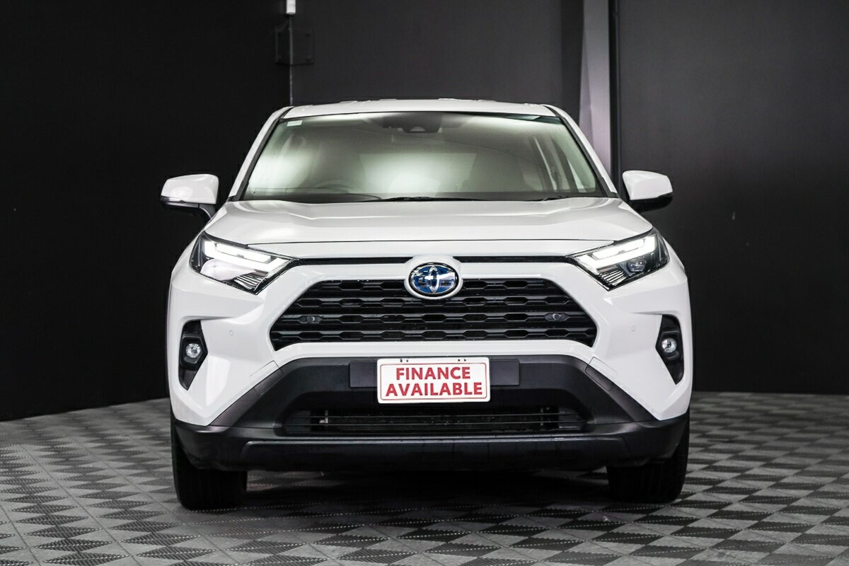 Toyota Rav4 image 3