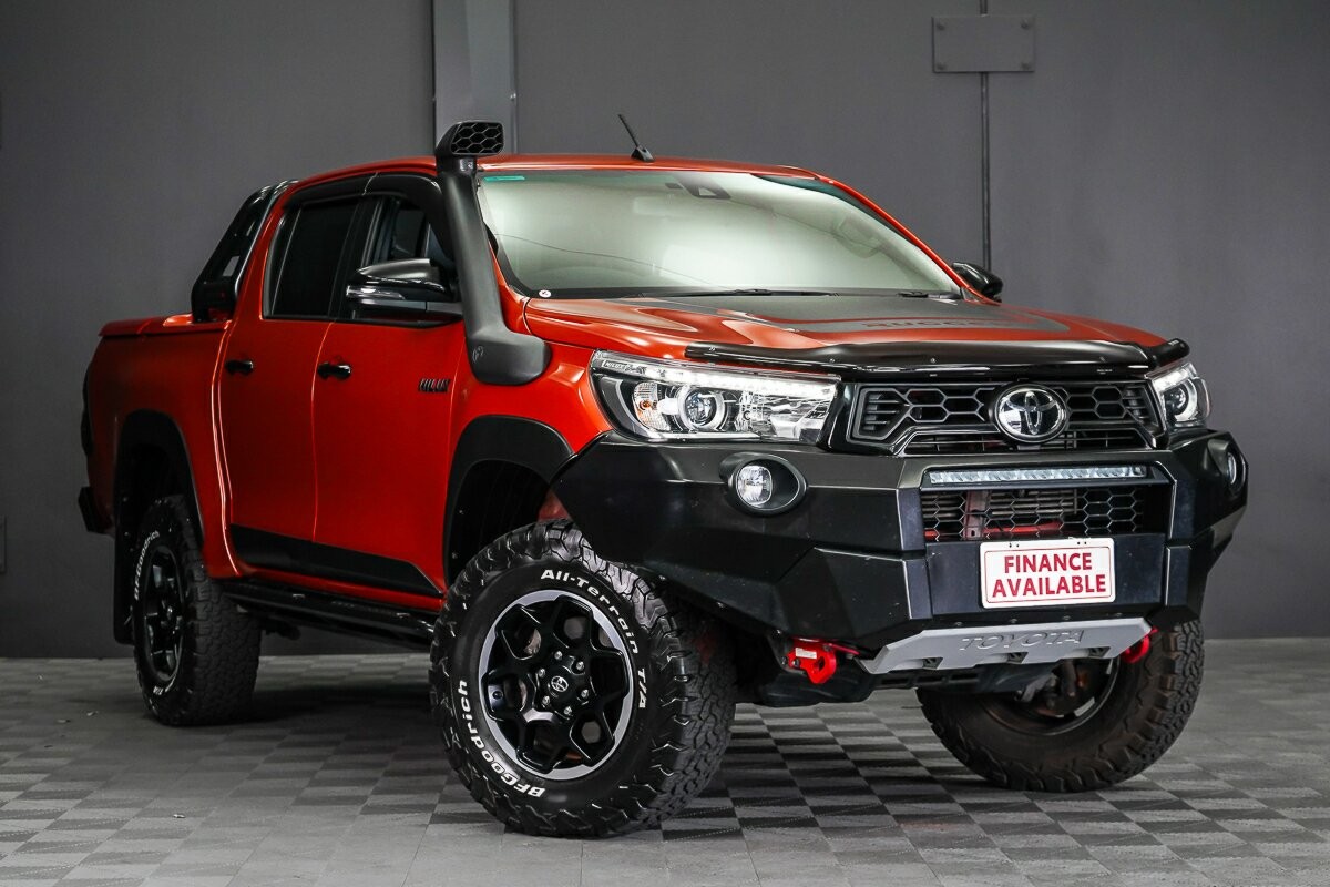 Toyota Hilux image 1