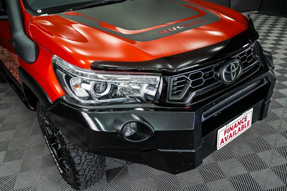 Toyota Hilux image 3