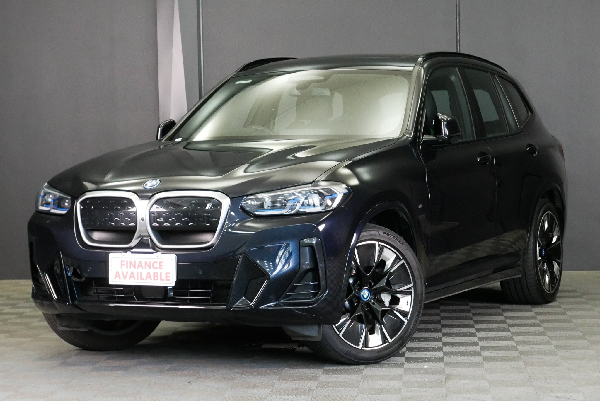 BMW Ix3 image 3