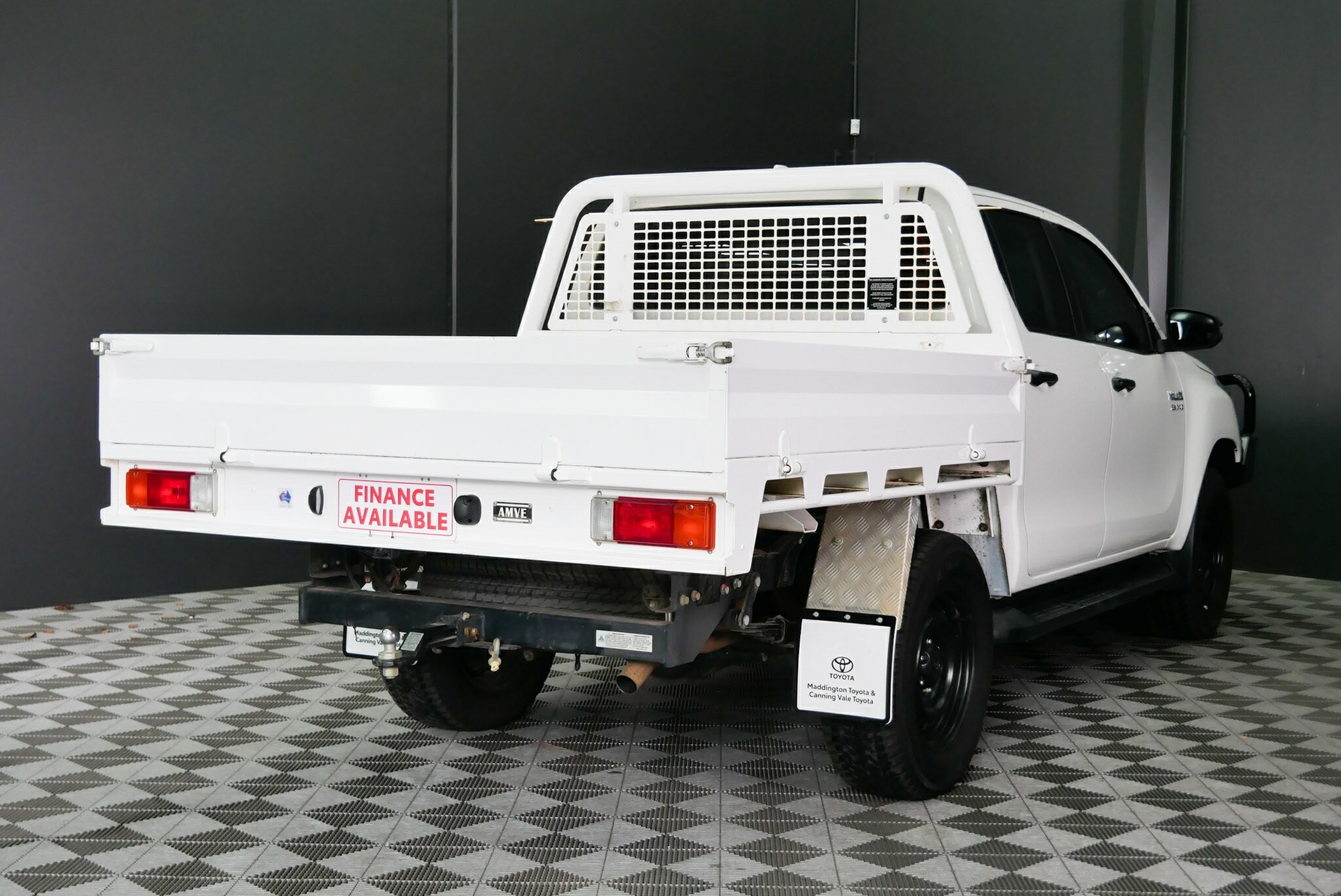 Toyota Hilux image 4