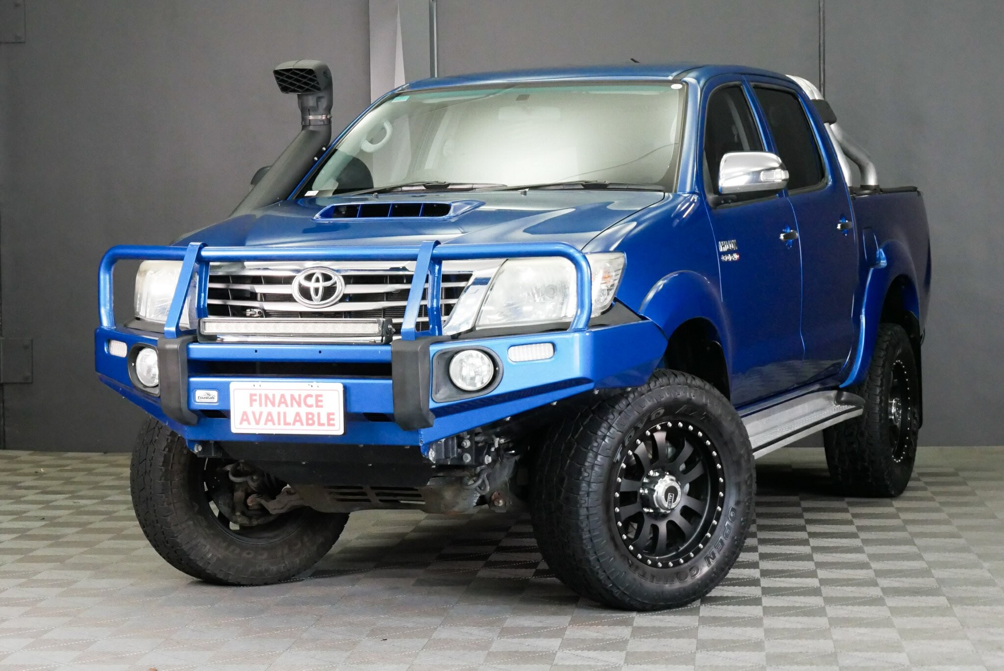 Toyota Hilux image 3