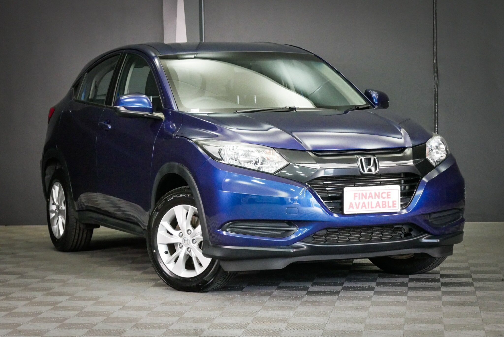 Honda Hr-v image 1
