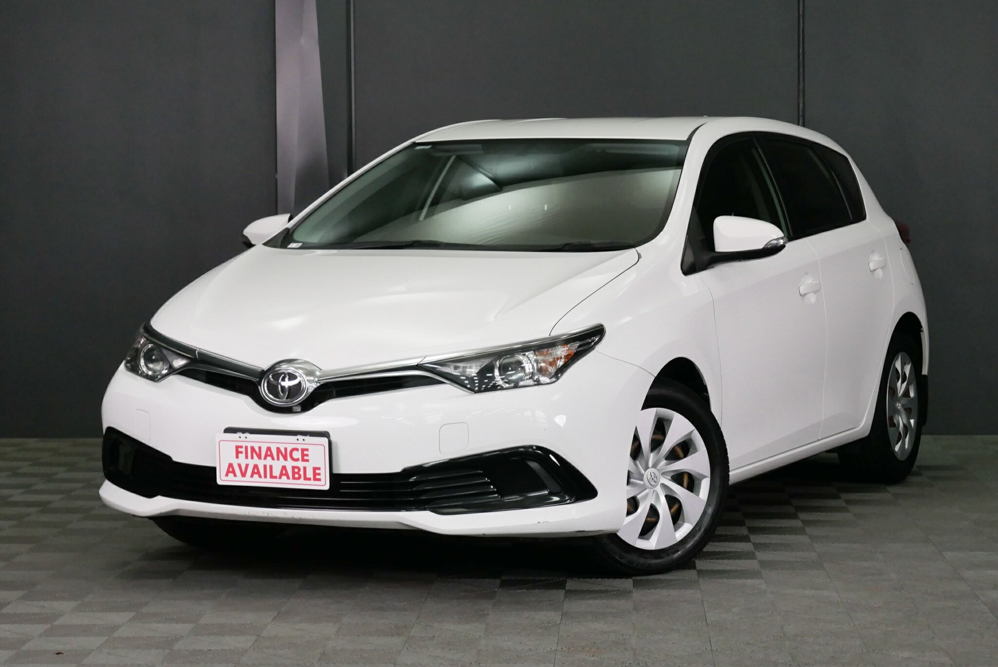 Toyota Corolla image 3