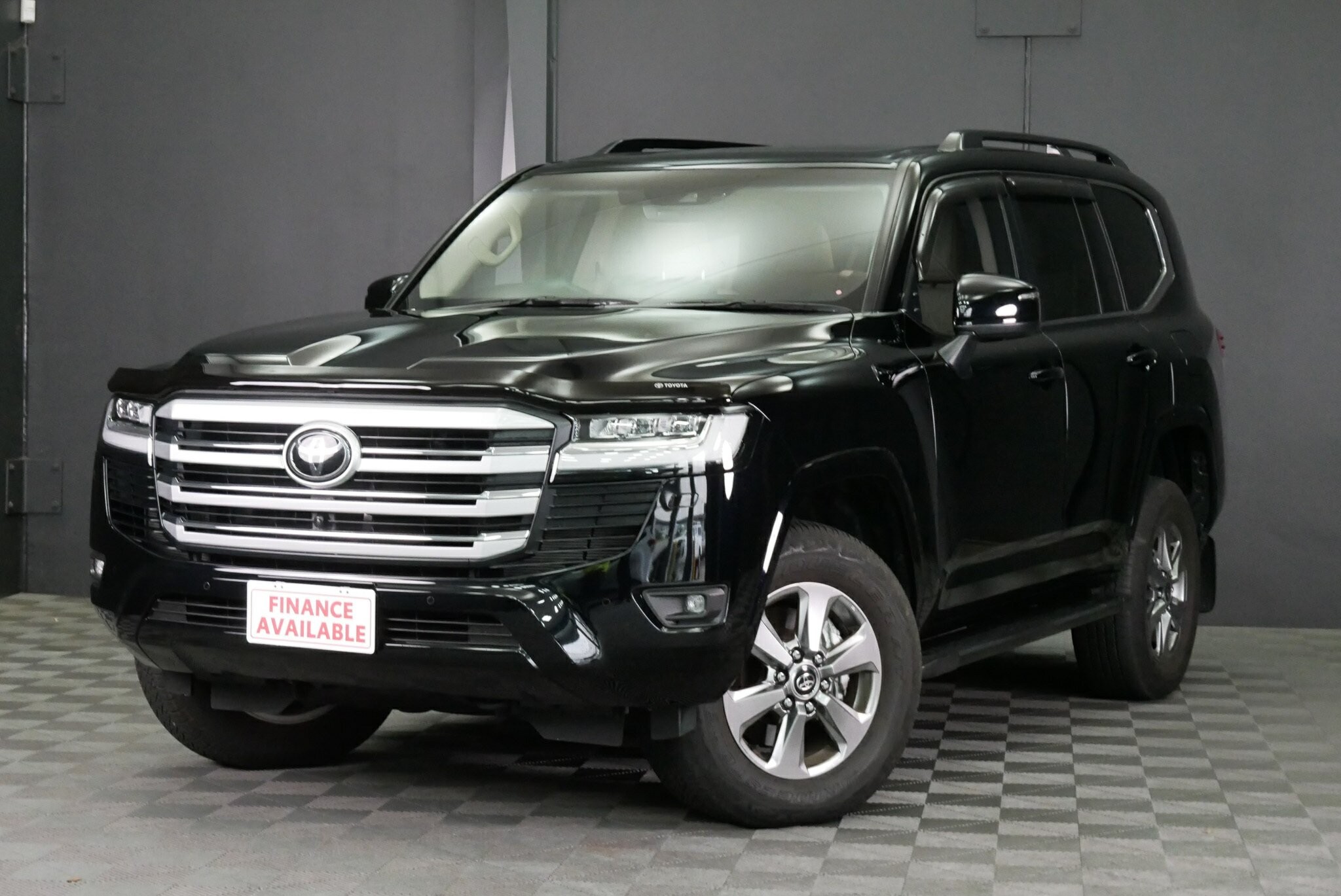 Toyota Landcruiser image 3