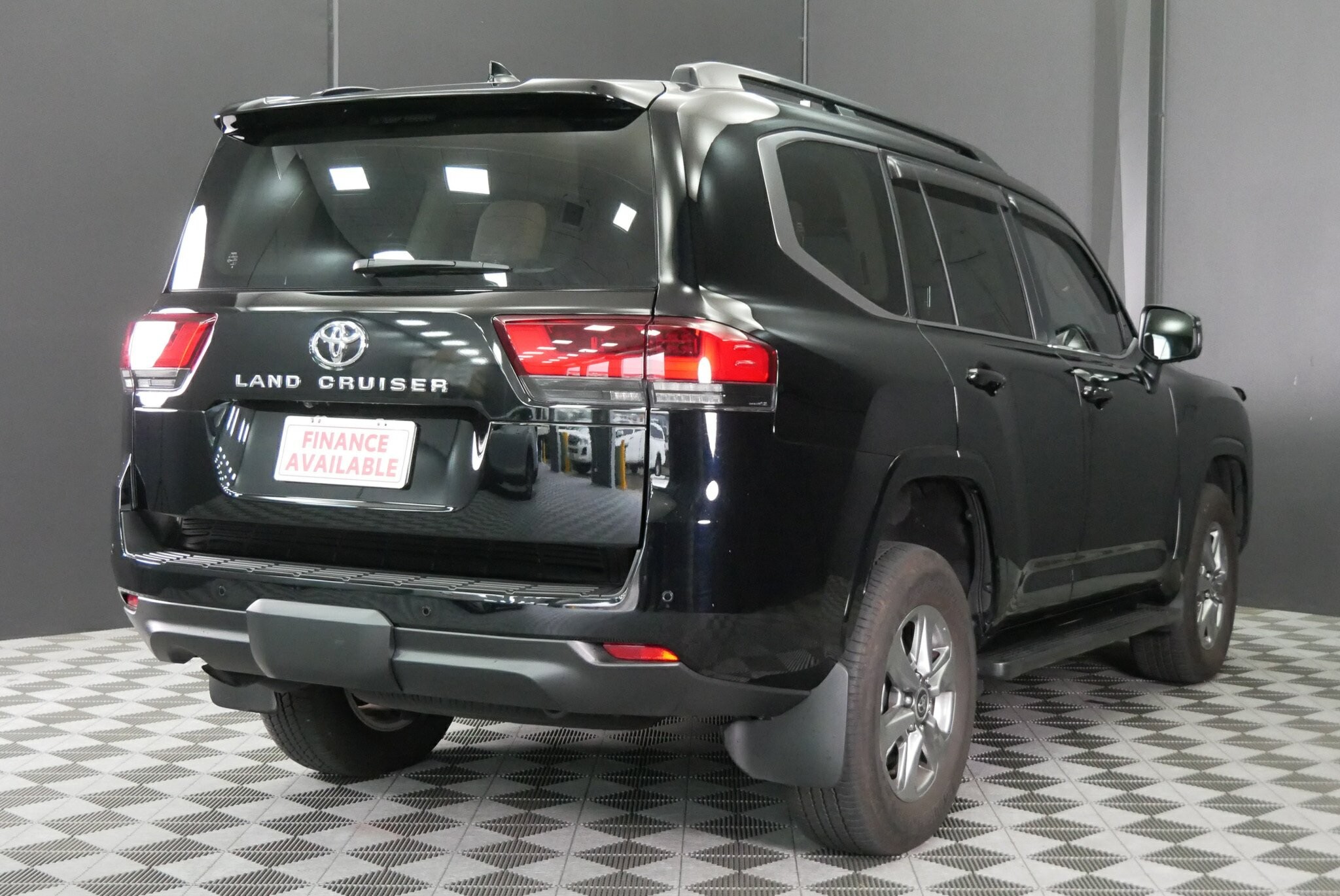 Toyota Landcruiser image 4