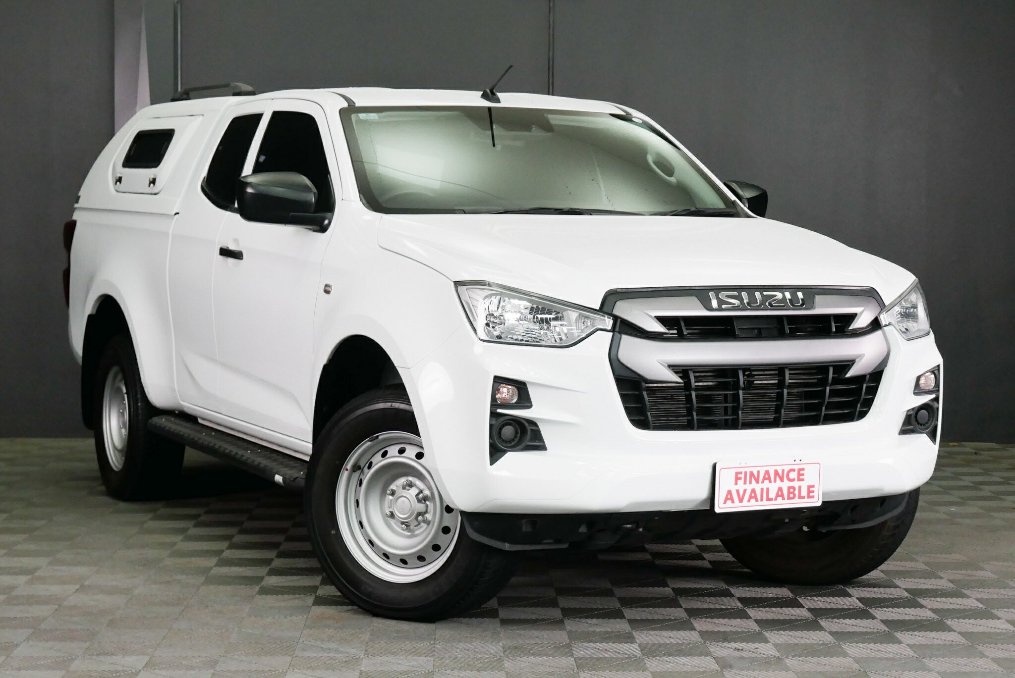 Isuzu D-max image 1