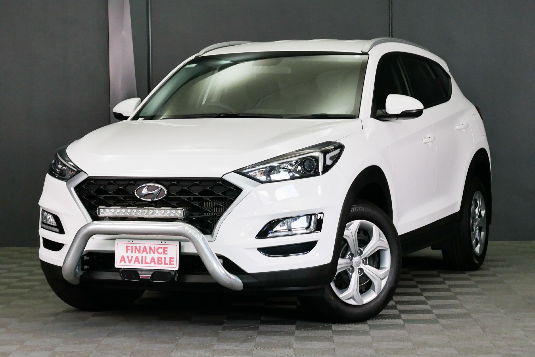 Hyundai Tucson image 3