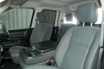 https://vehicle-cdn.autoleague.cloud/30640_U108867_20.jpg