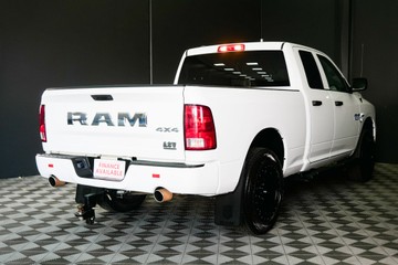 https://vehicle-cdn.autoleague.cloud/30640_U108867_4.jpg