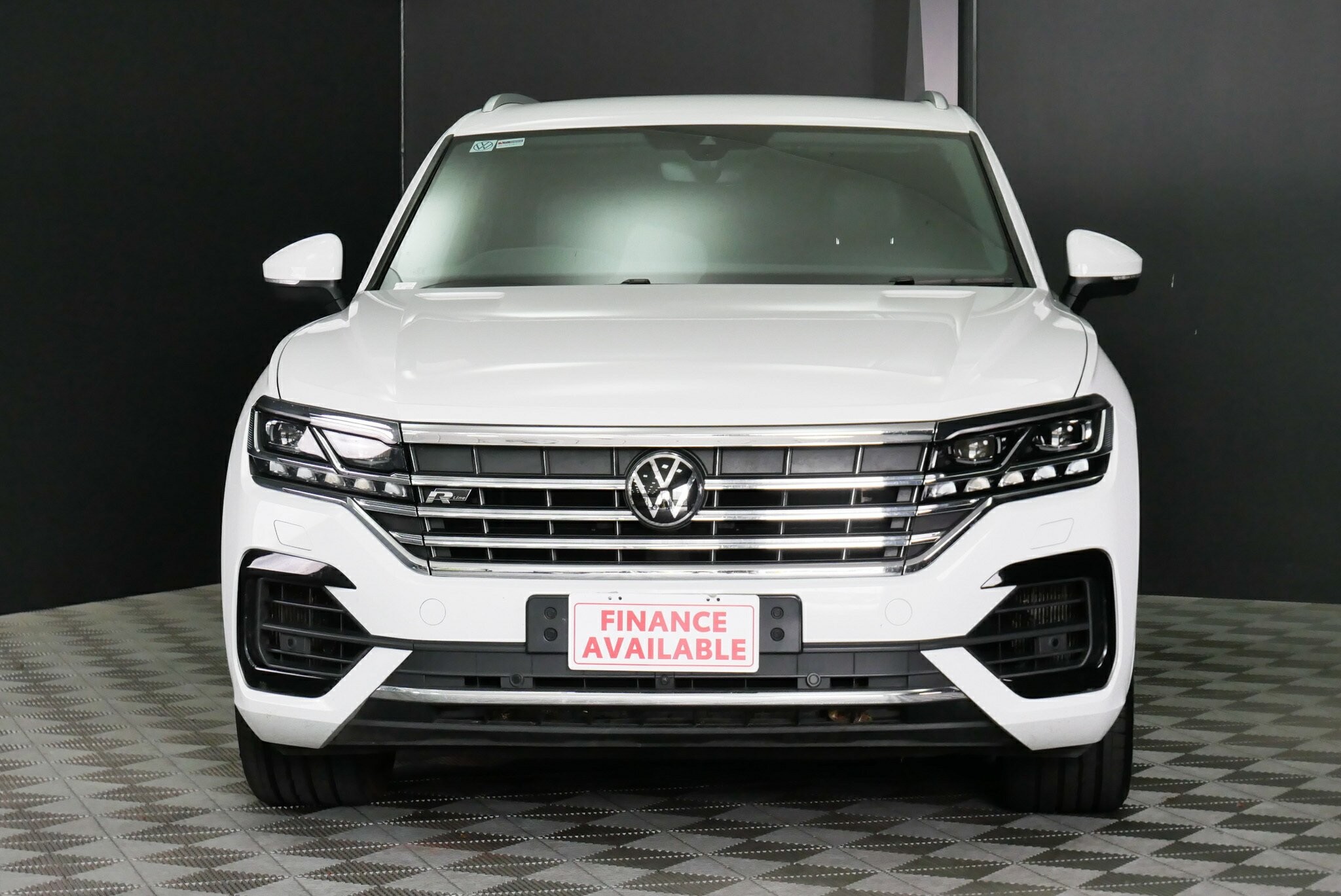 Volkswagen Touareg image 2