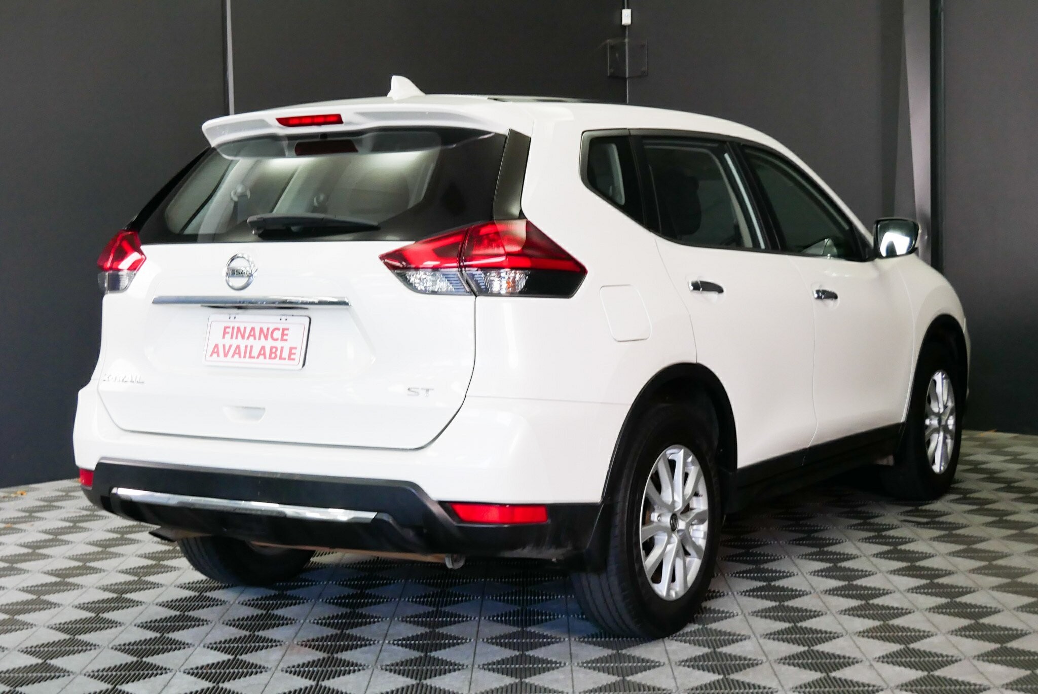 Nissan X-trail image 4