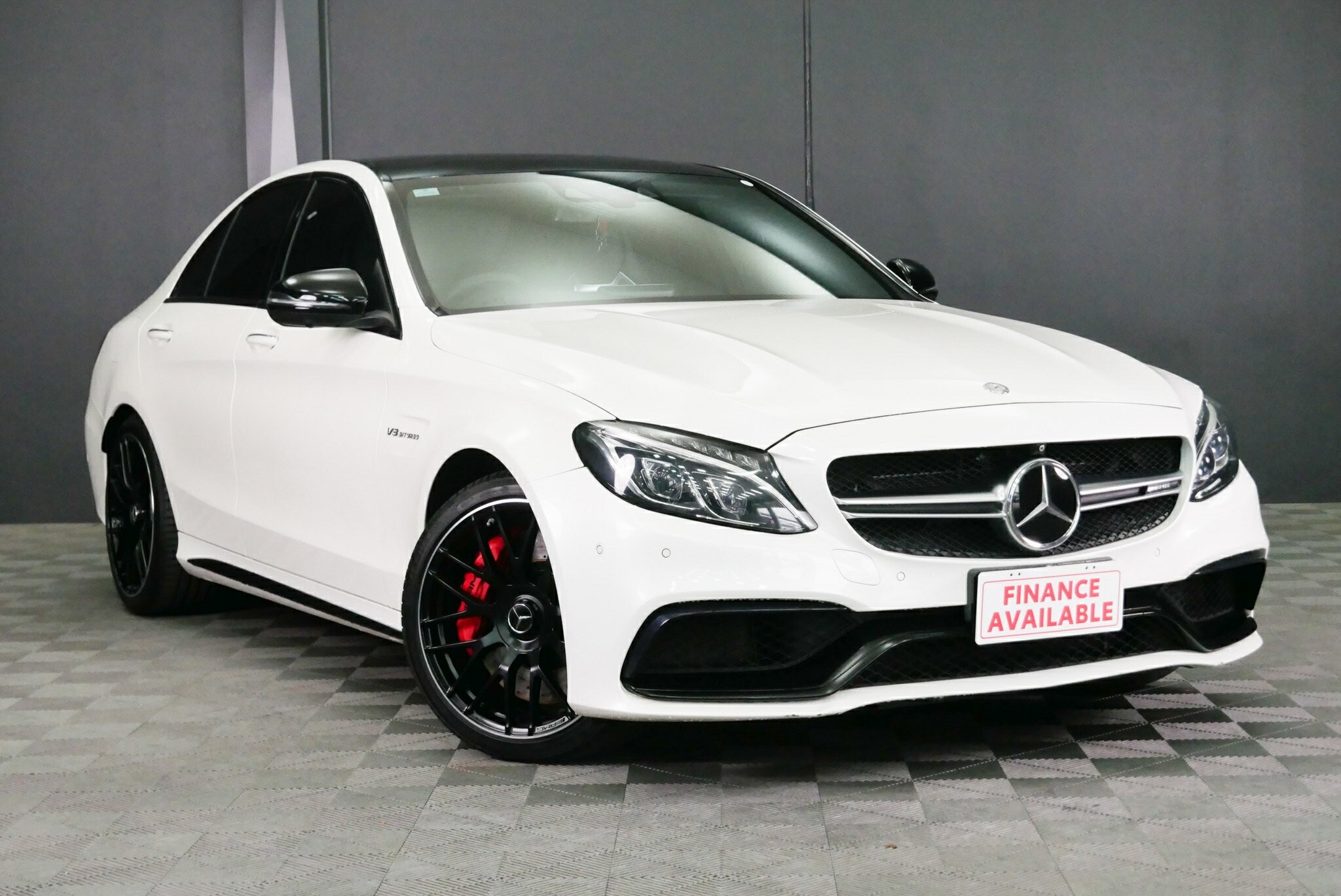Mercedes Benz C-class image 1