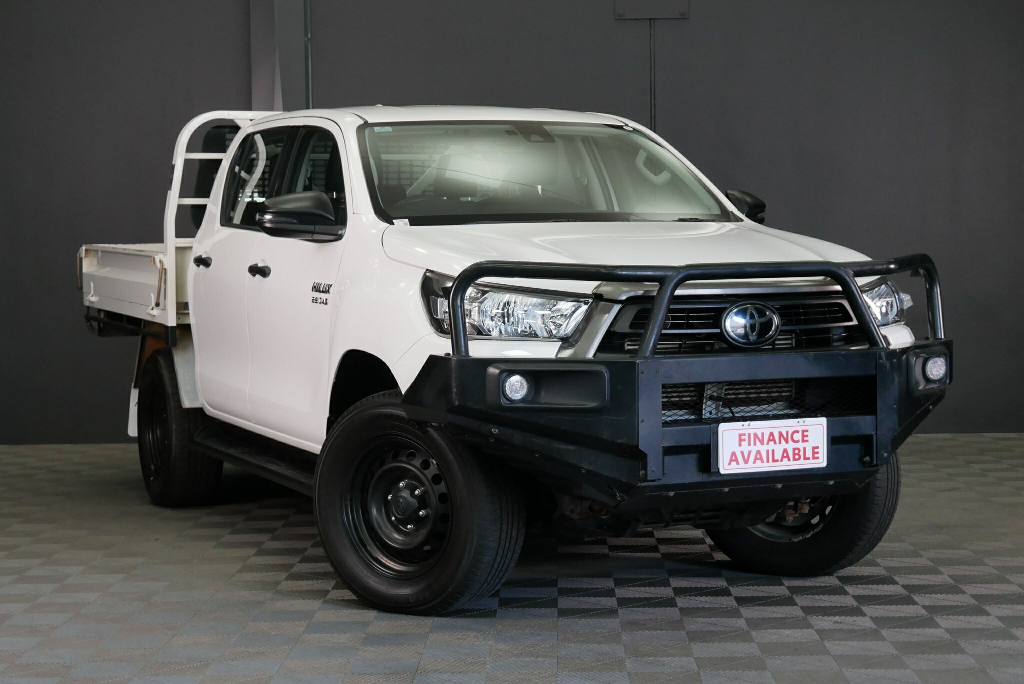 Toyota Hilux image 1