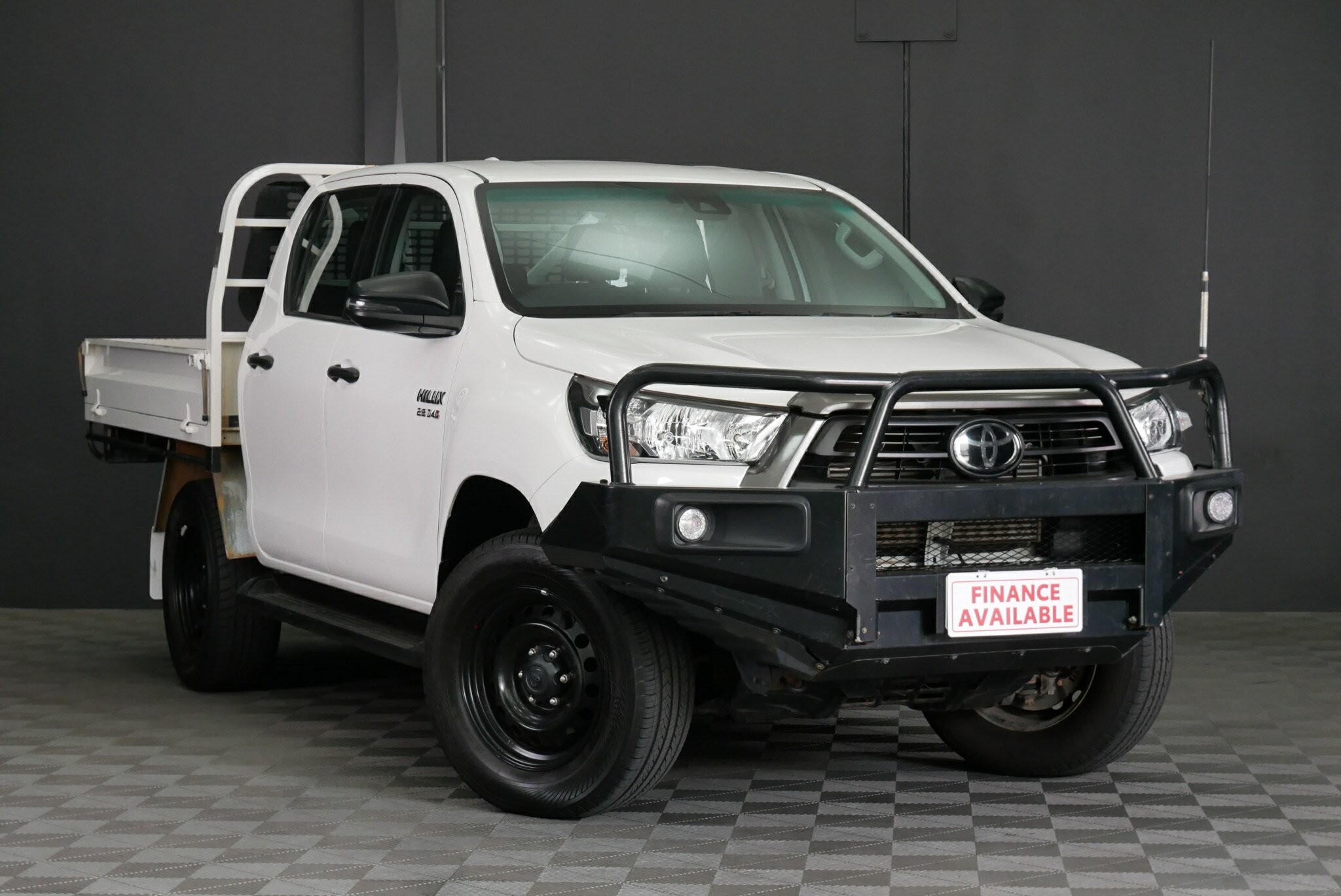 Toyota Hilux image 1