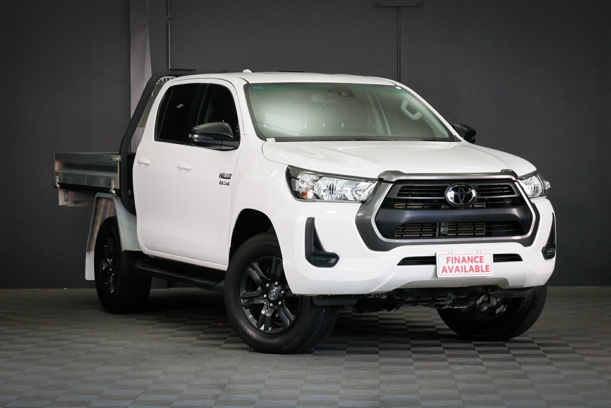 Toyota Hilux image 1