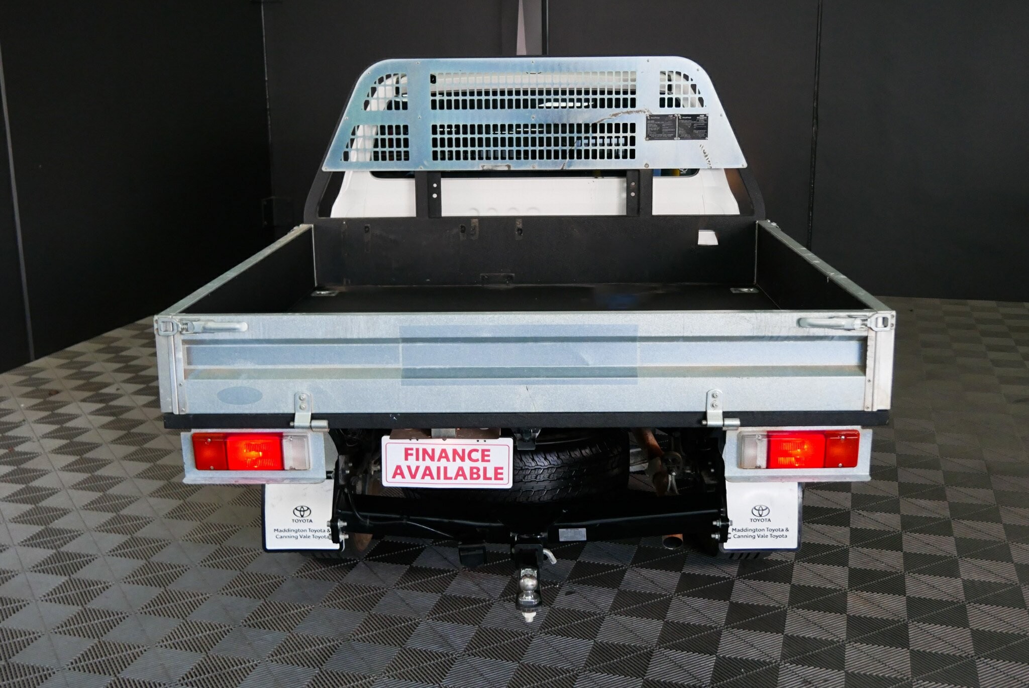 Toyota Hilux image 3