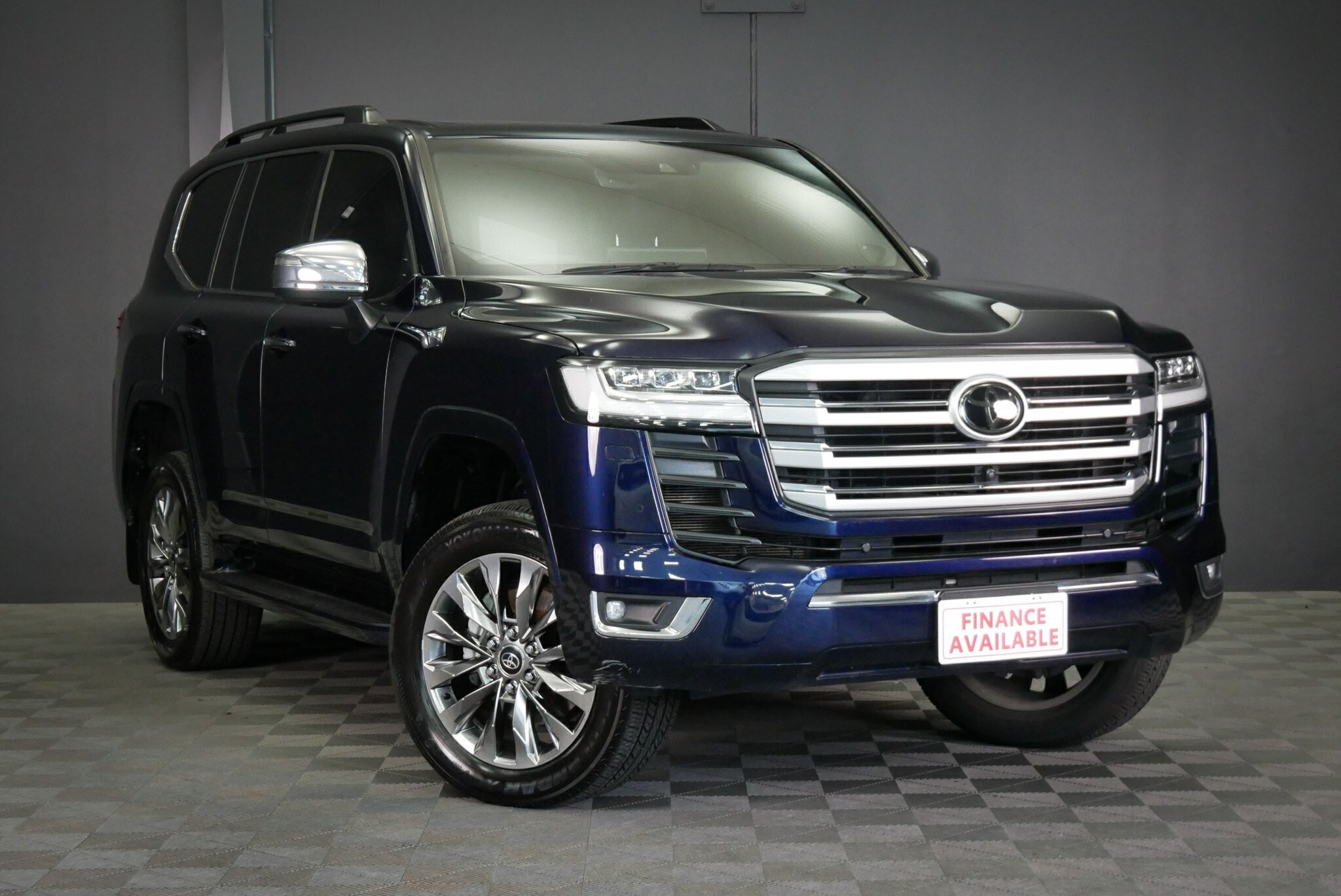 Toyota Landcruiser image 1