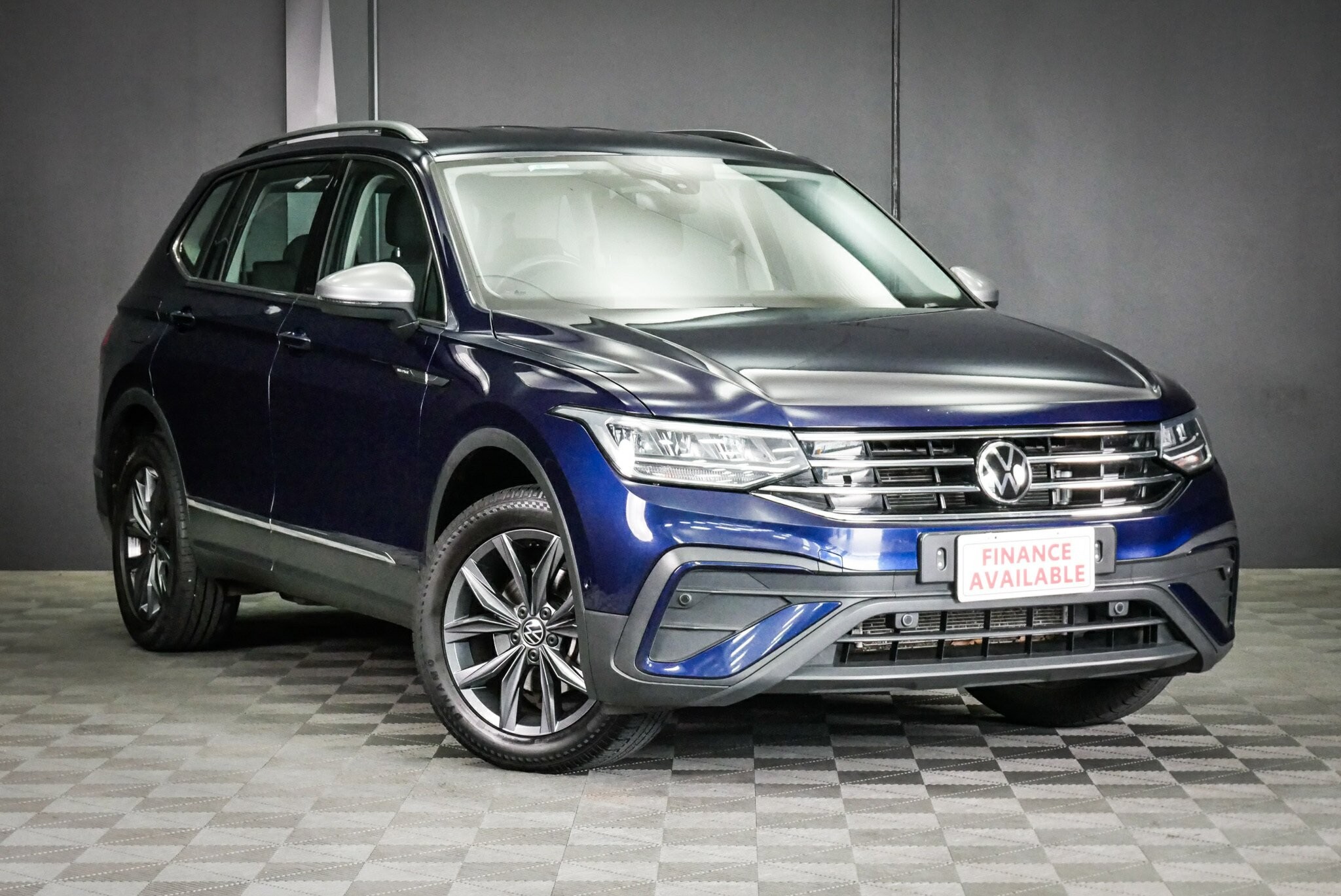 Volkswagen Tiguan image 1