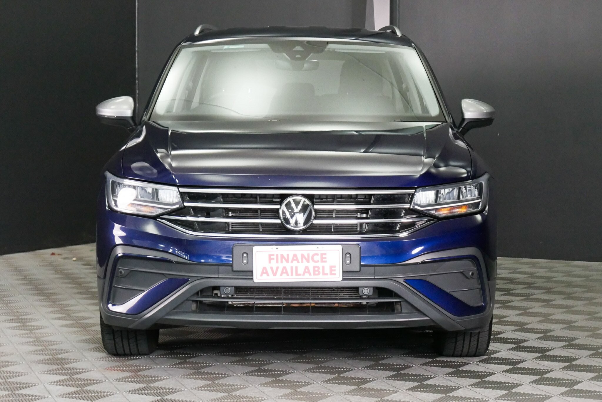 Volkswagen Tiguan image 2