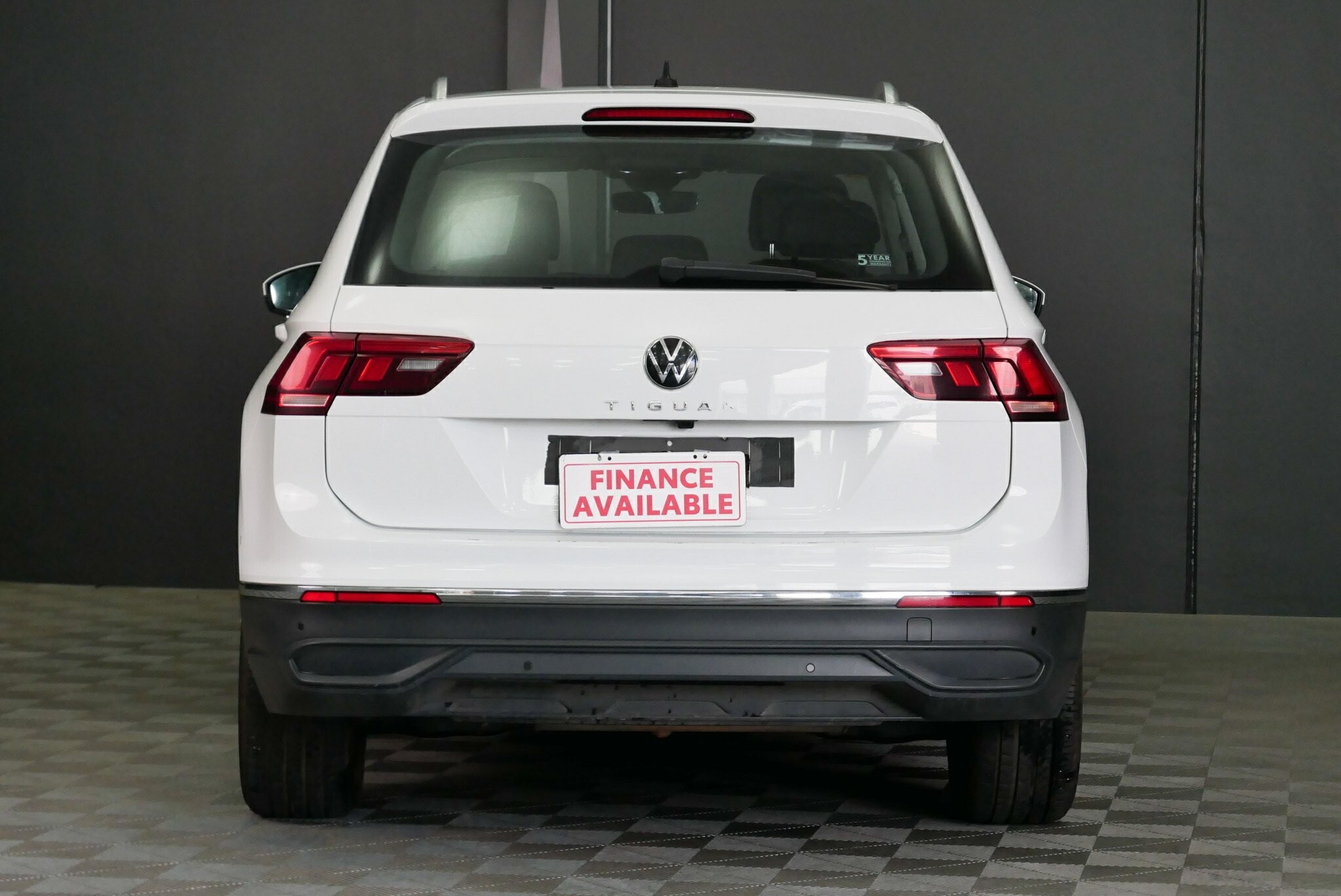 Volkswagen Tiguan image 4