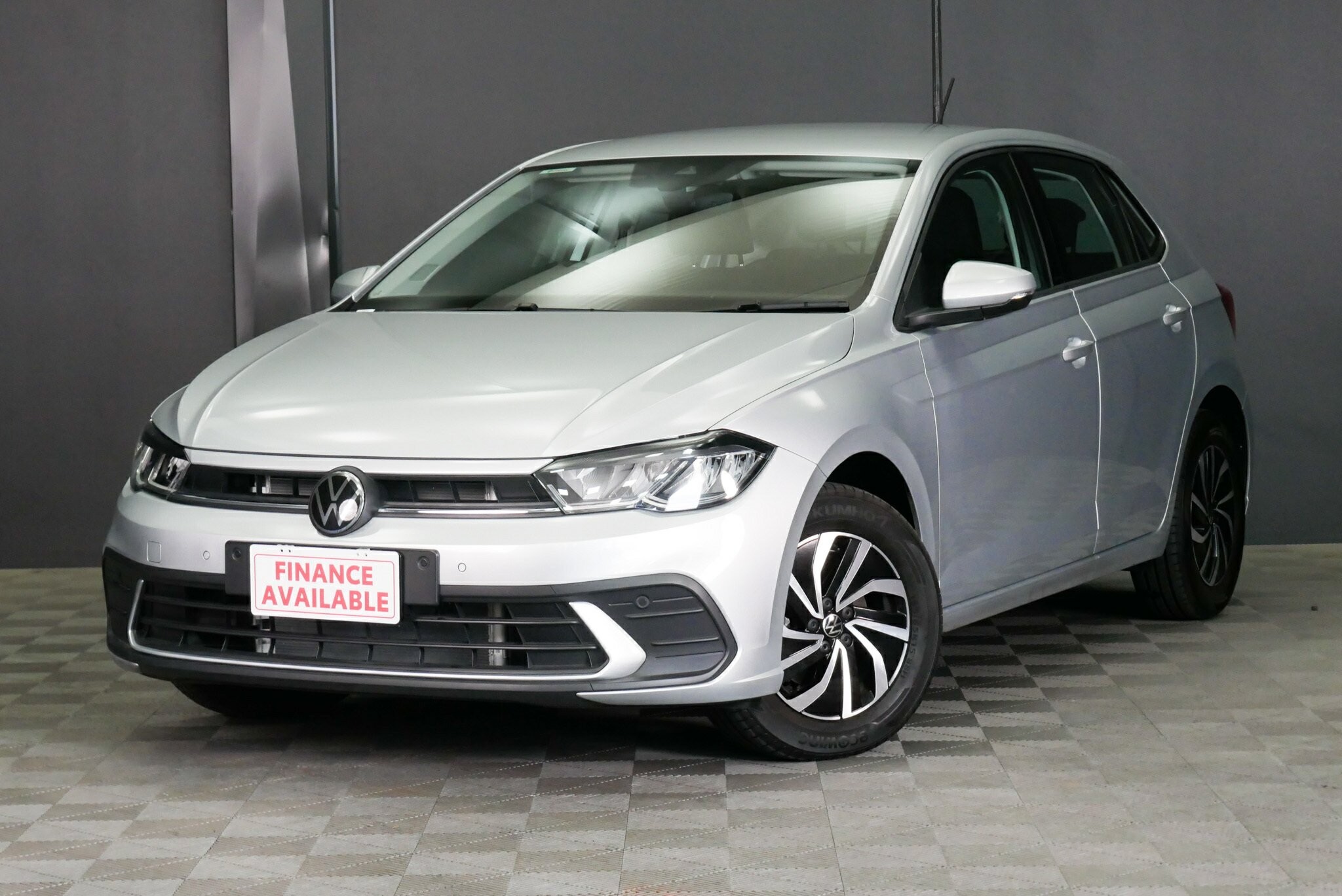 Volkswagen Polo image 3