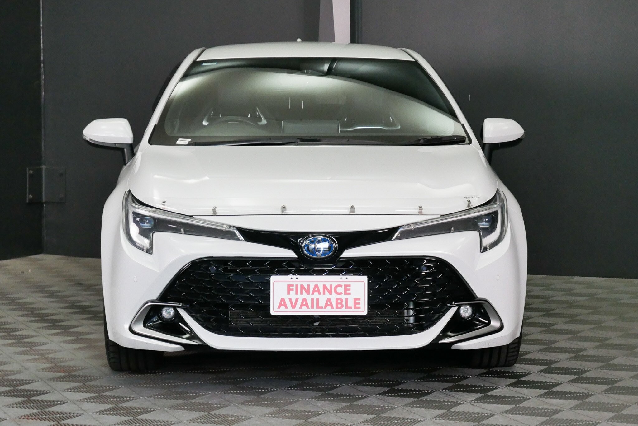 Toyota Corolla image 2