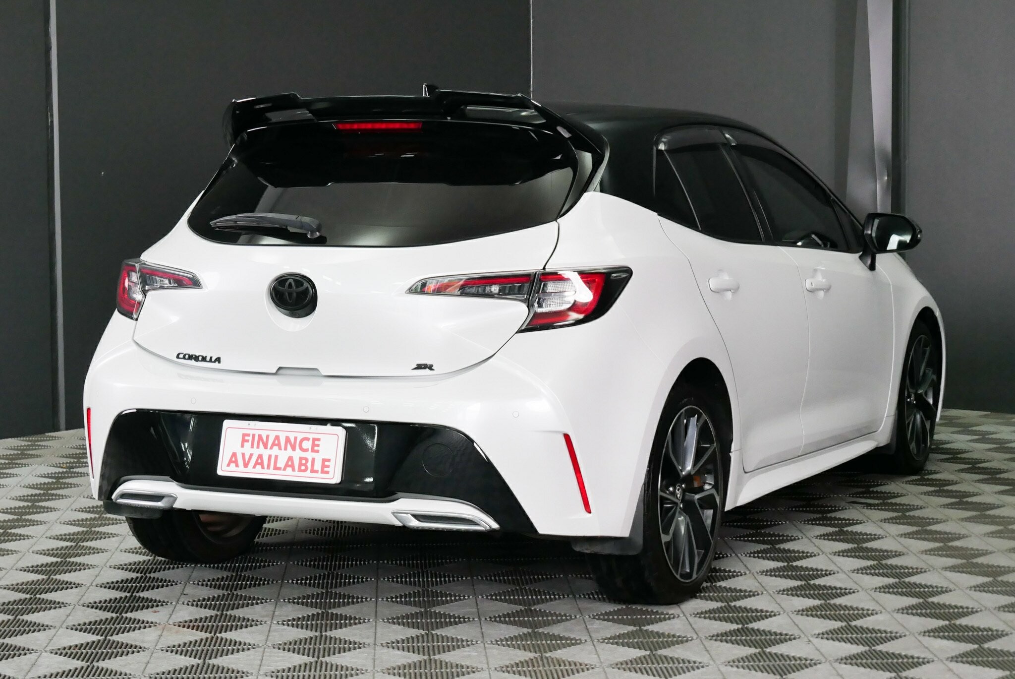 Toyota Corolla image 4