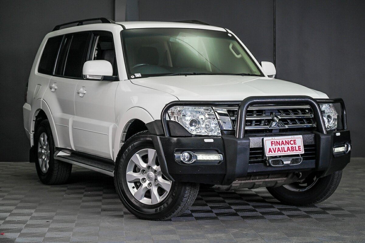 https://vehicle-cdn.autoleague.cloud/30640_U109088_1.jpg