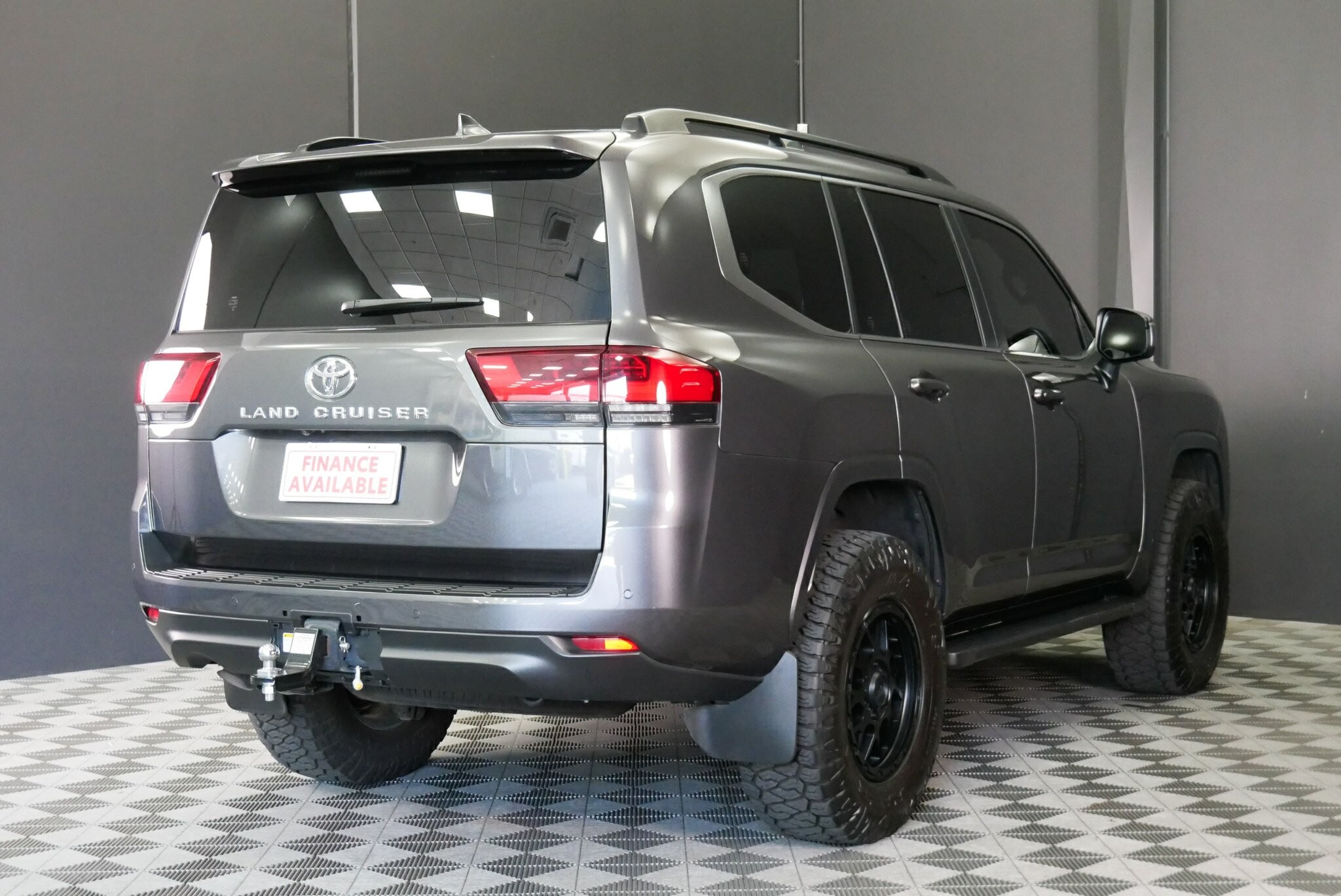 Toyota Landcruiser image 4