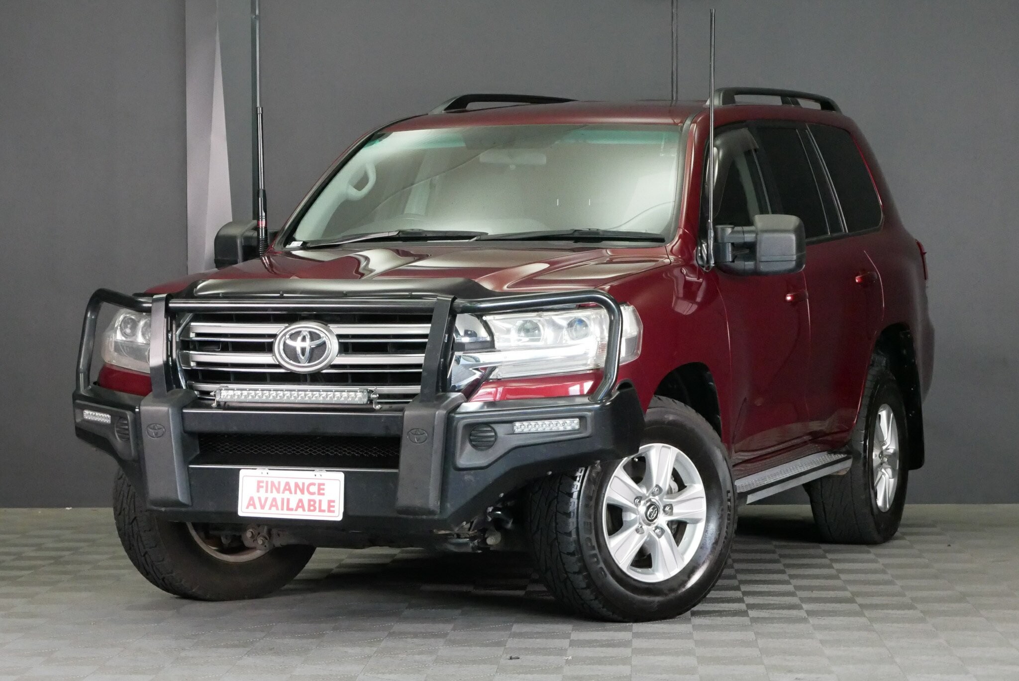 Toyota Landcruiser image 3