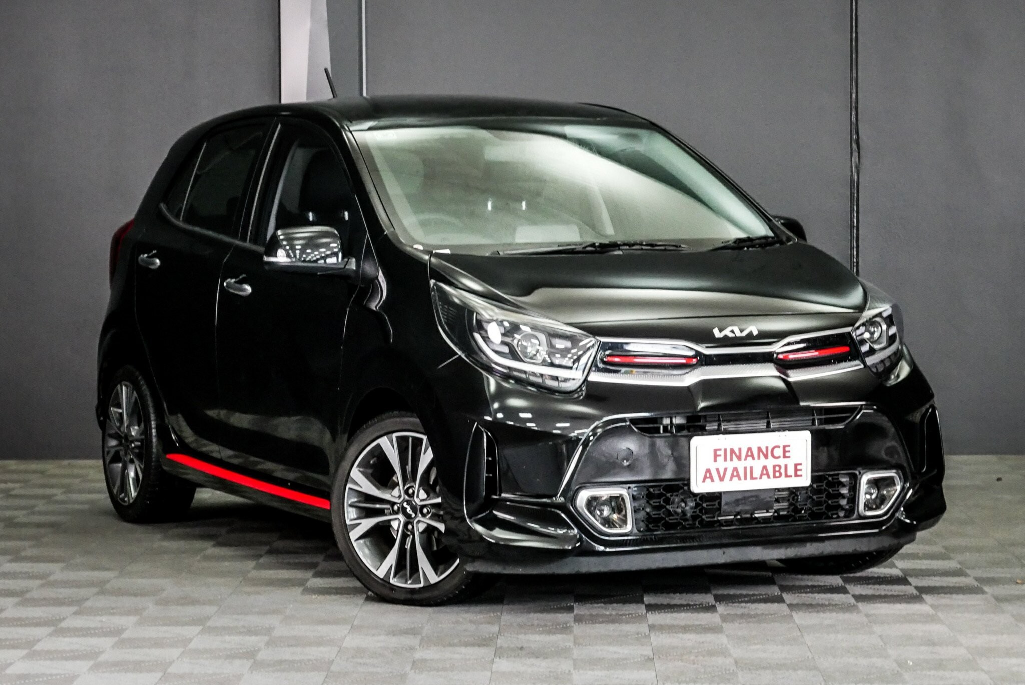 Kia Picanto image 1