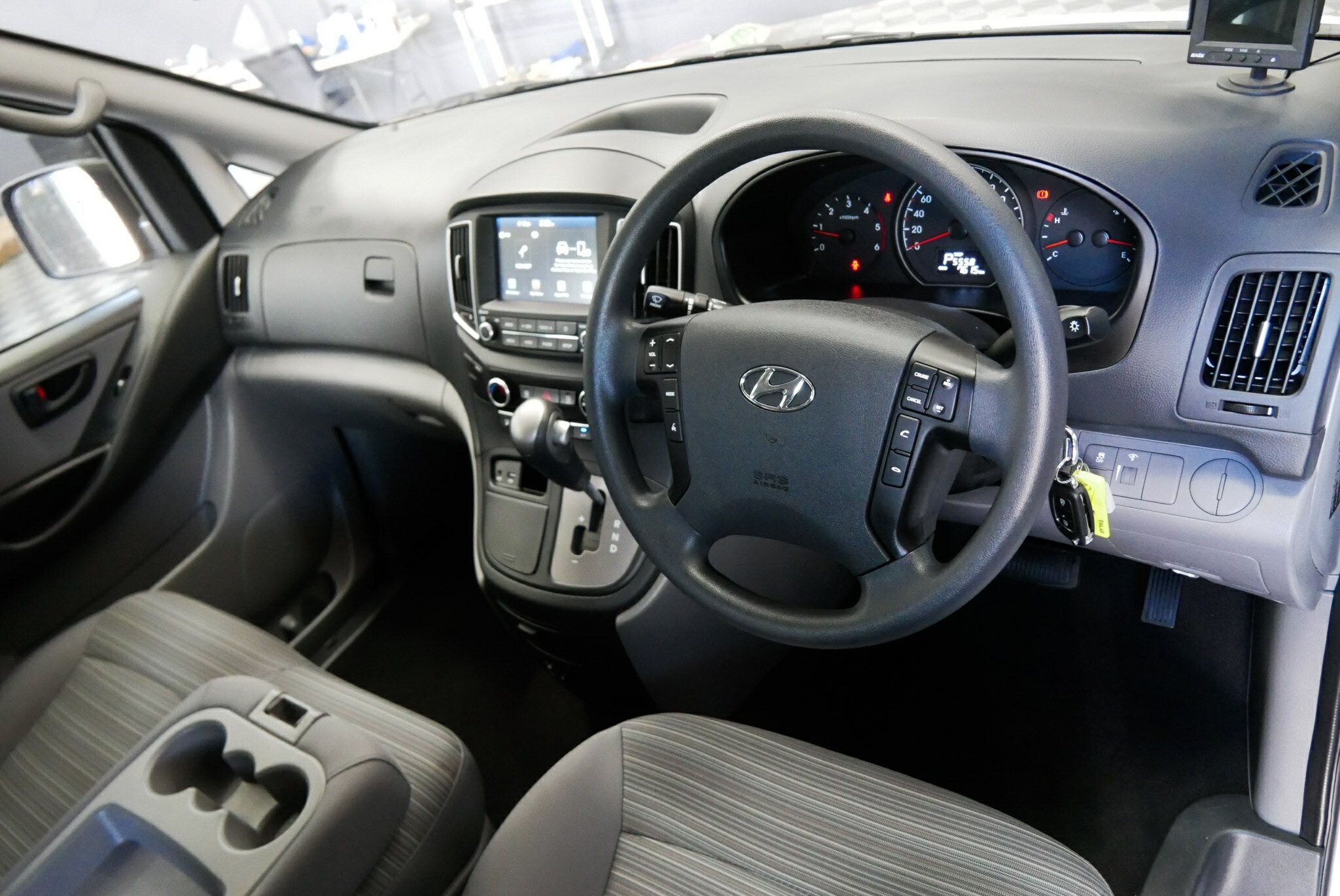 Hyundai Iload image 4
